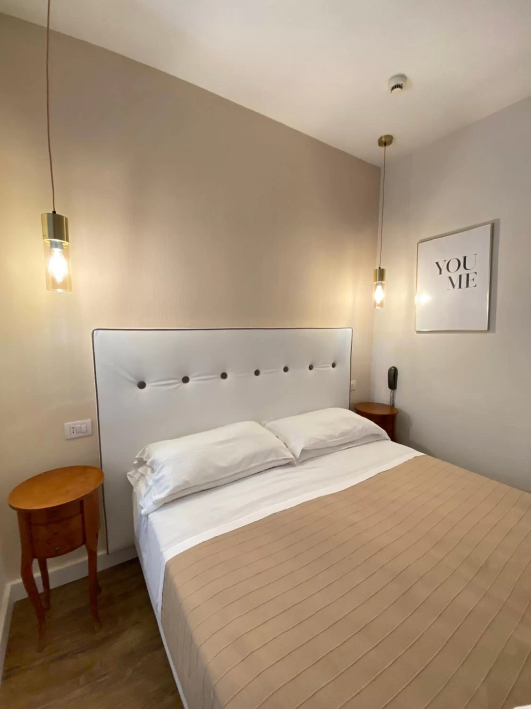 Bed in Hotel Europeo Napoli