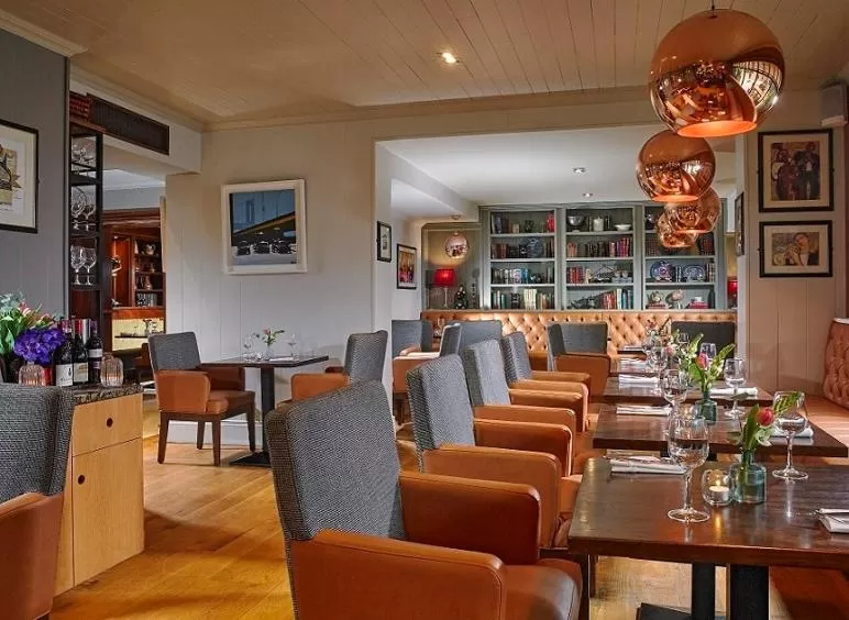 Restaurant/places to eat in Castlecourt Hotel, Spa & Leisure