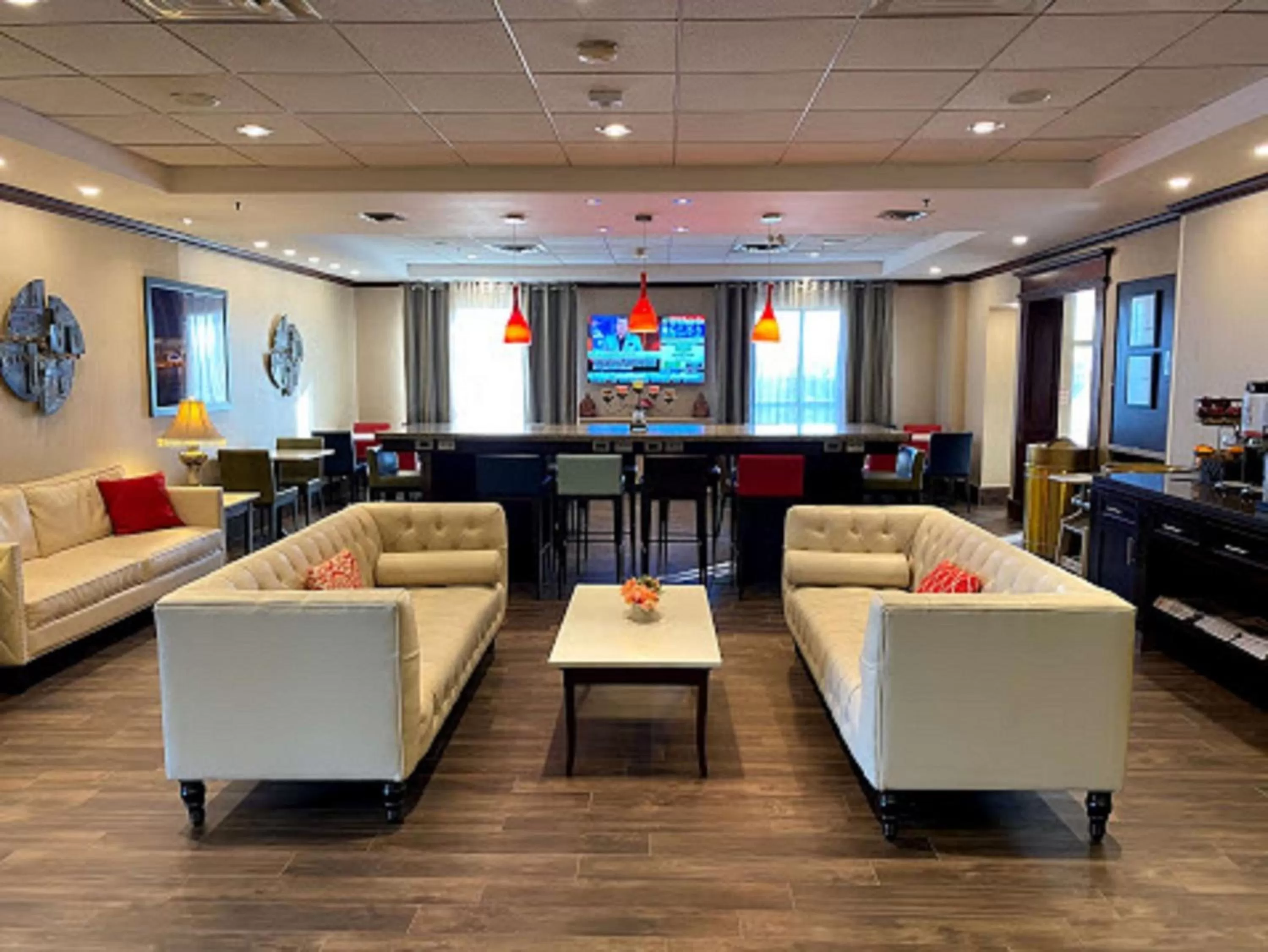 Lobby or reception in Hampton Inn Toronto-Mississauga West