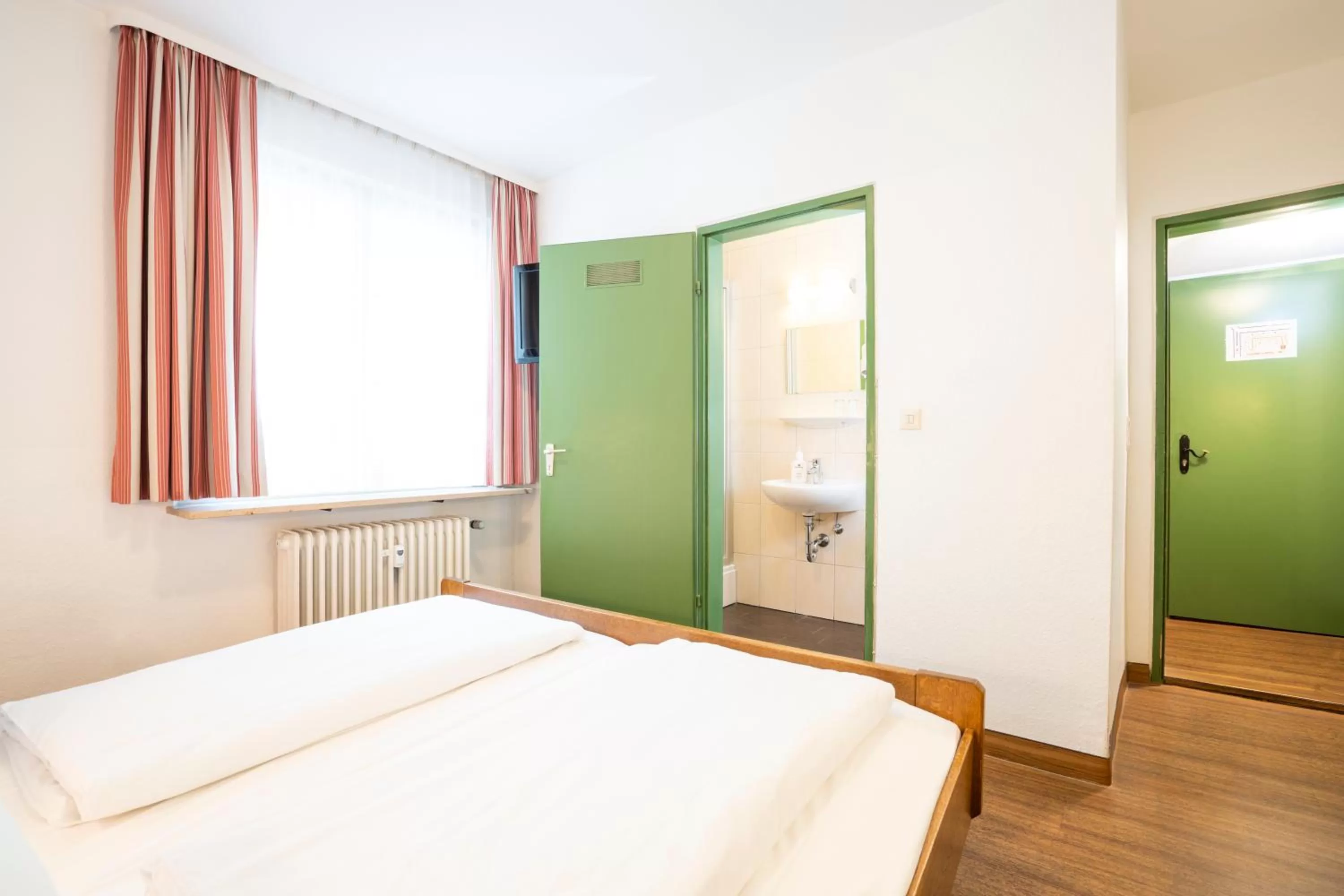 Photo of the whole room, Bed in Hotel Alt Bamberg