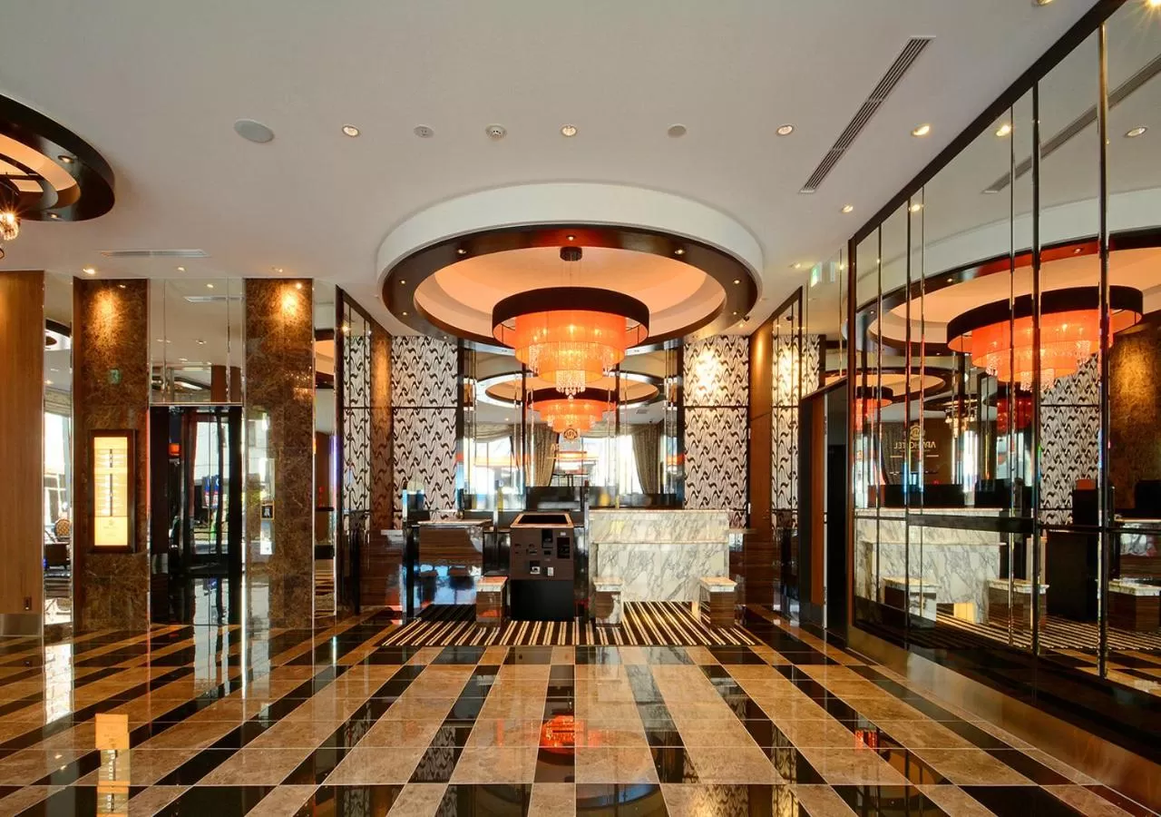 Lobby or reception in APA Hotel Kagoshima Tenmonkan