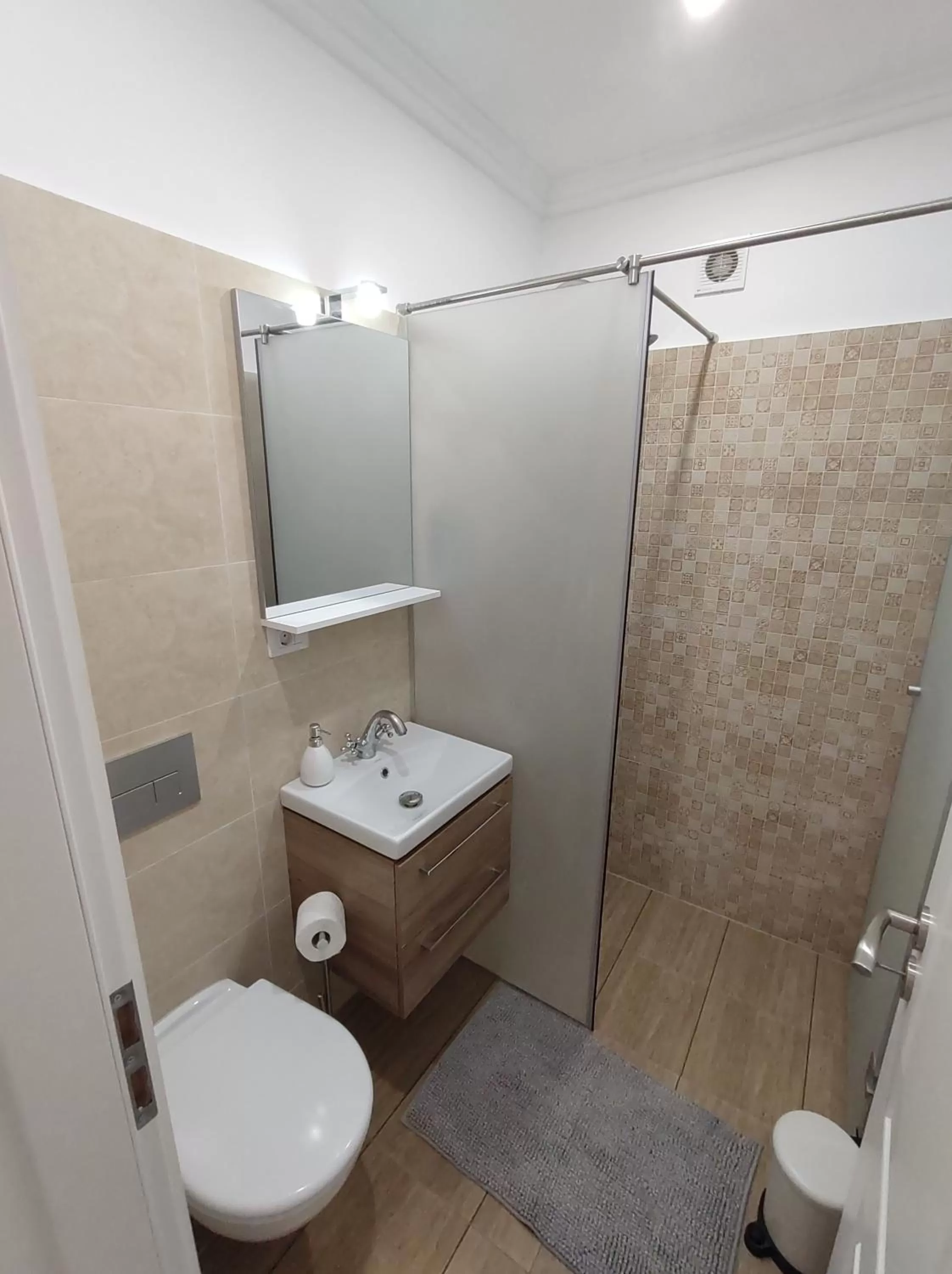 Shower in Fanea Residence