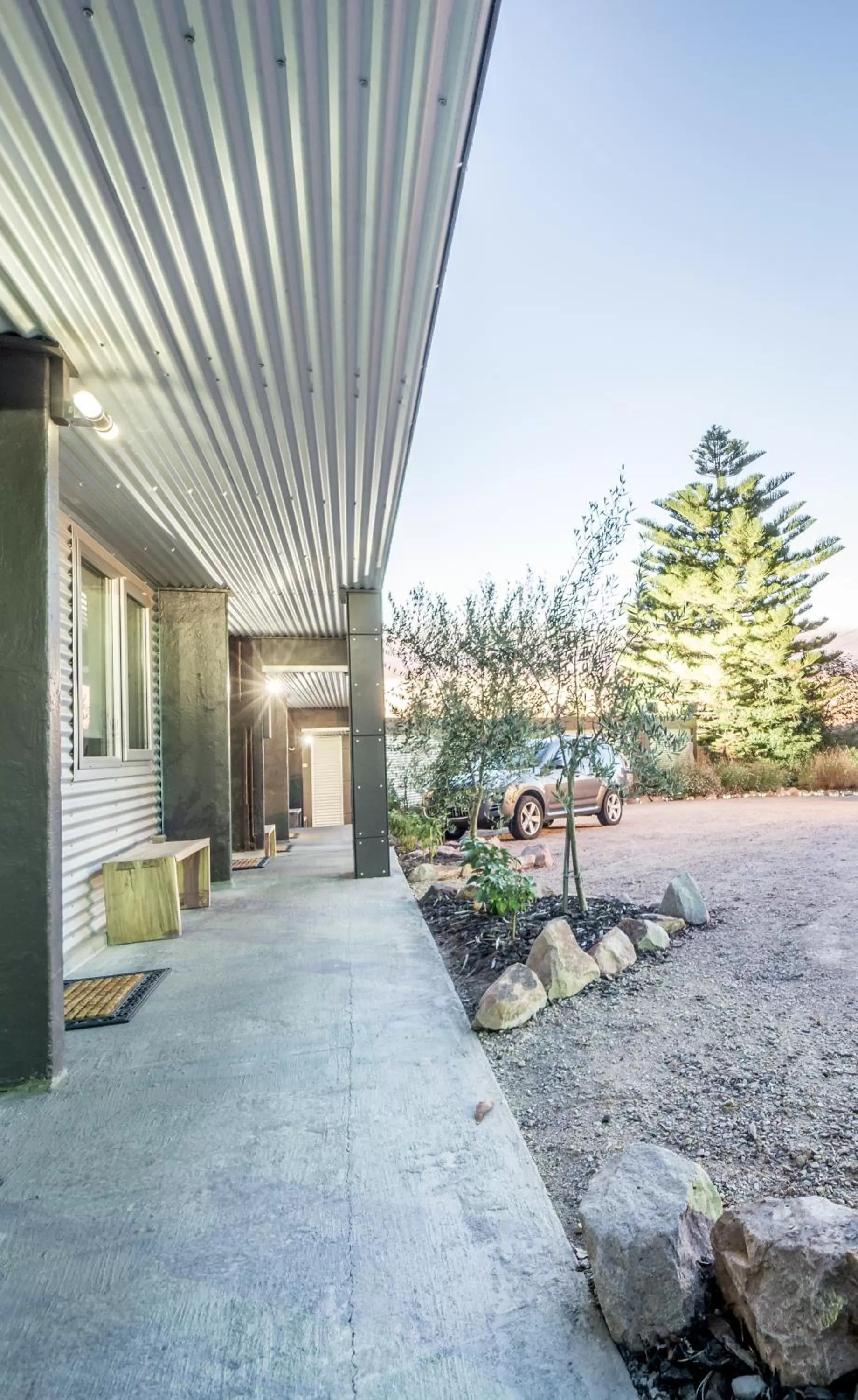 Facade/entrance in Orbost Motel