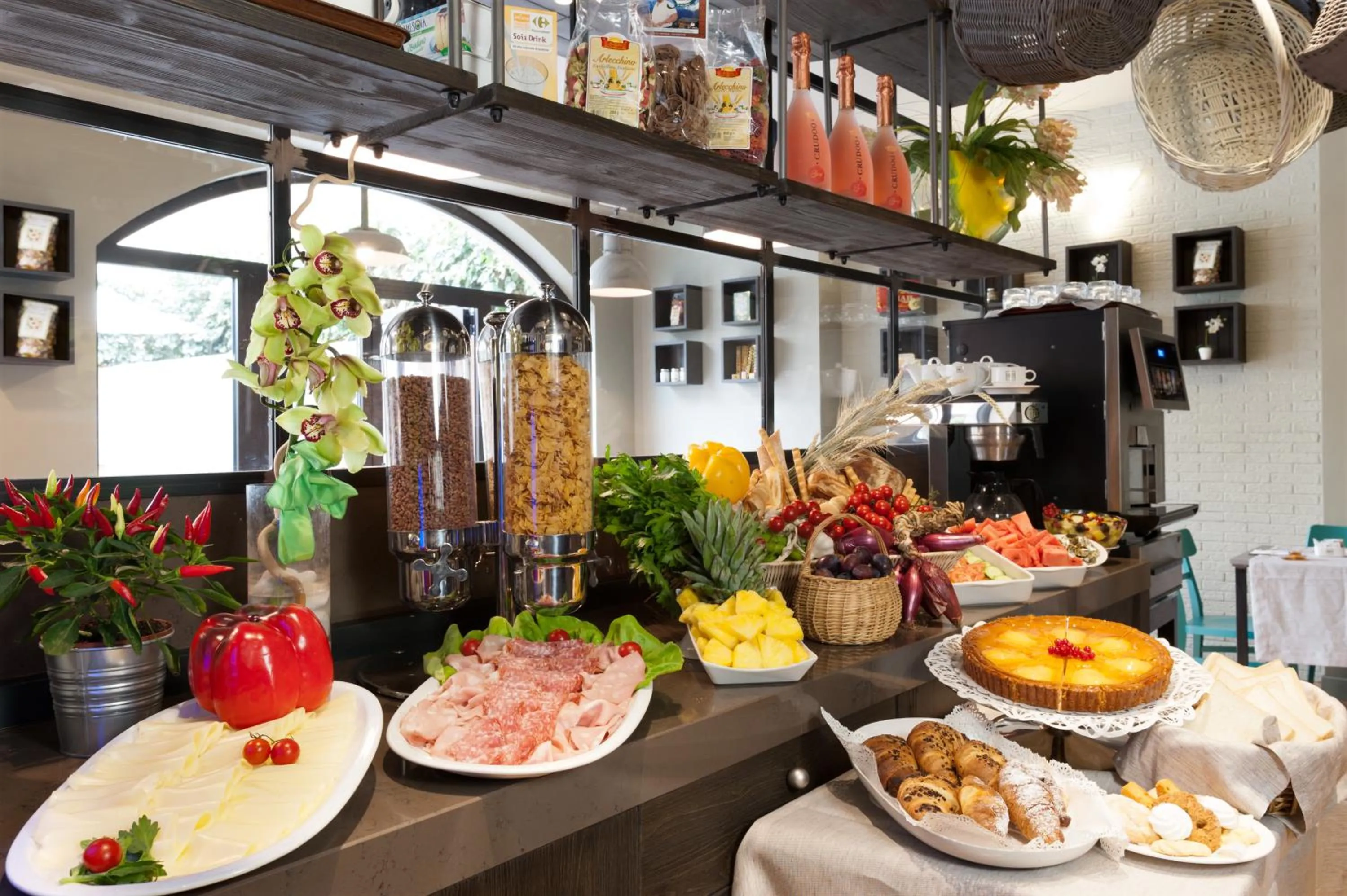 Food in Hotel Lombardia