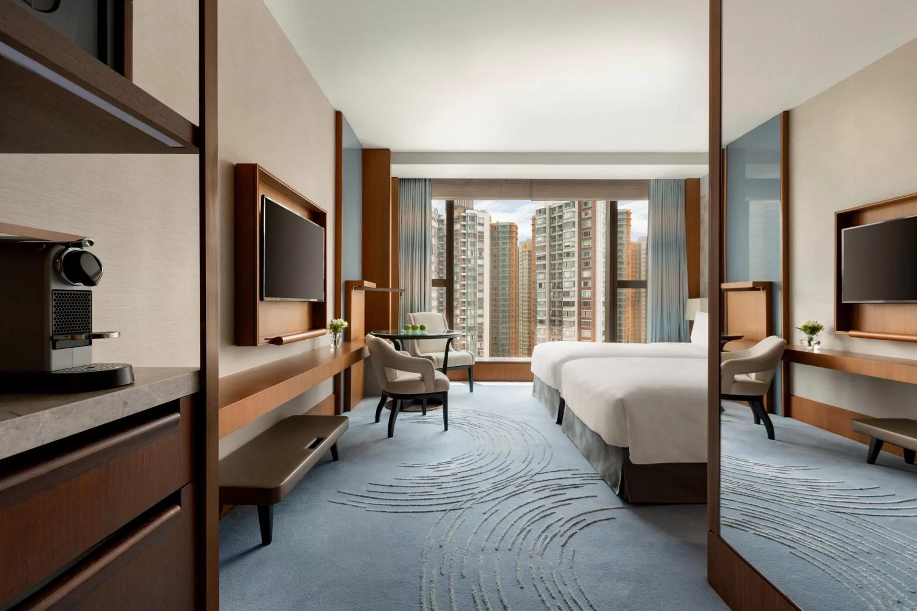 TV and multimedia, Bed in Kerry Hotel Hong Kong by Shangri-la