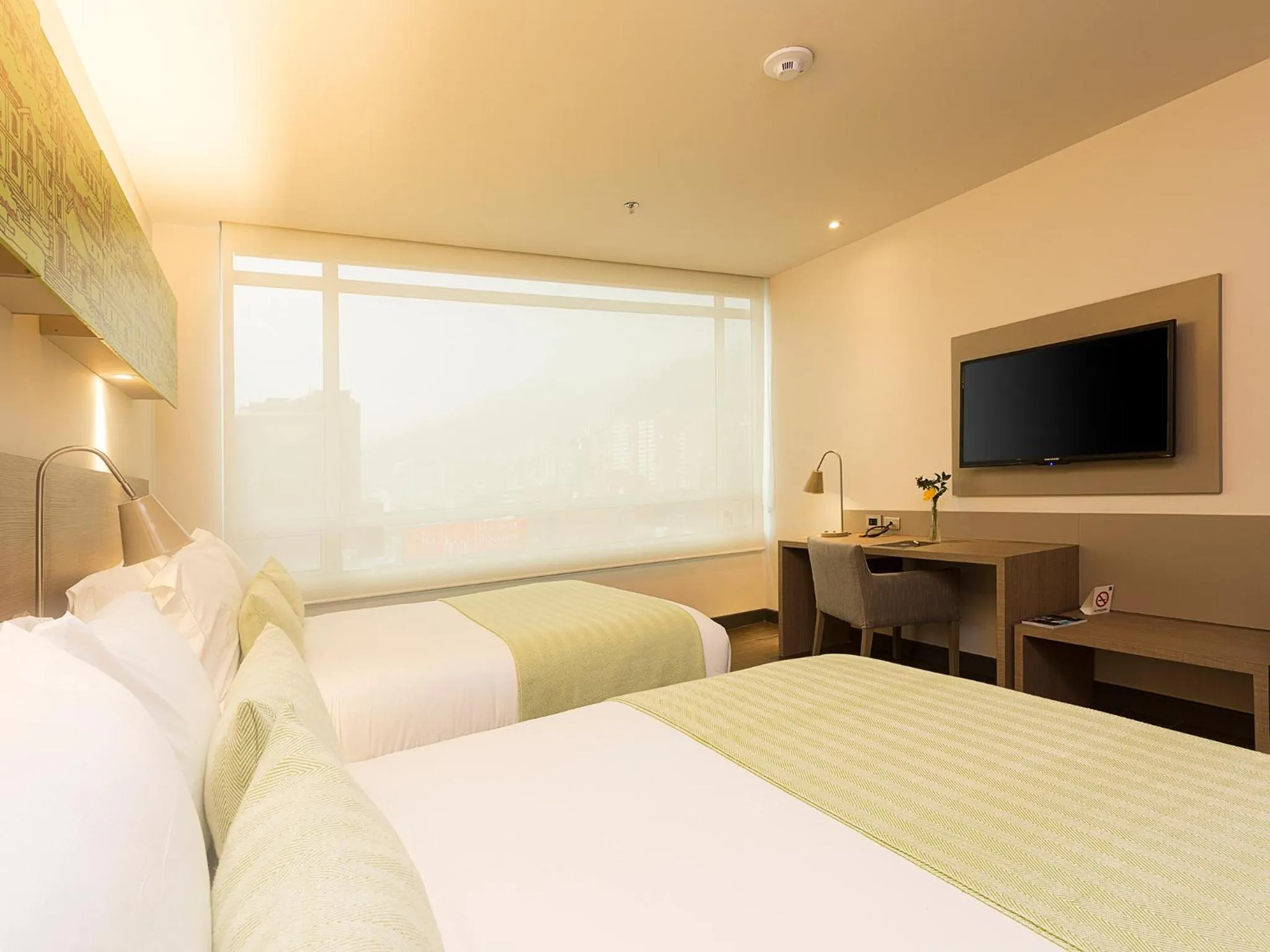 Bedroom, Bed in Hotel bh Usaquén