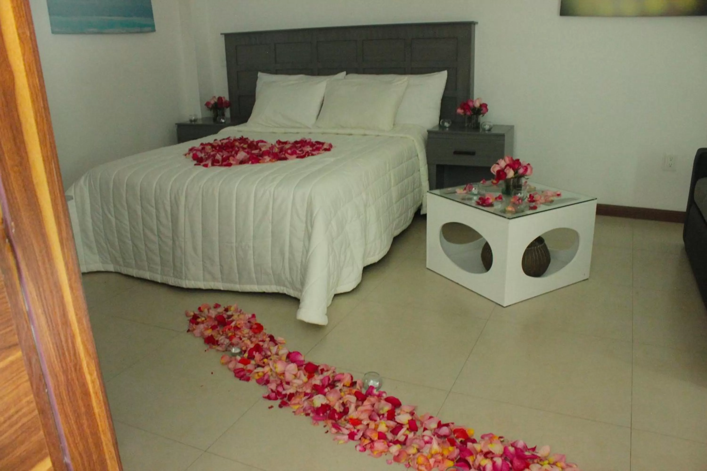 Bed in Grand Gardenia