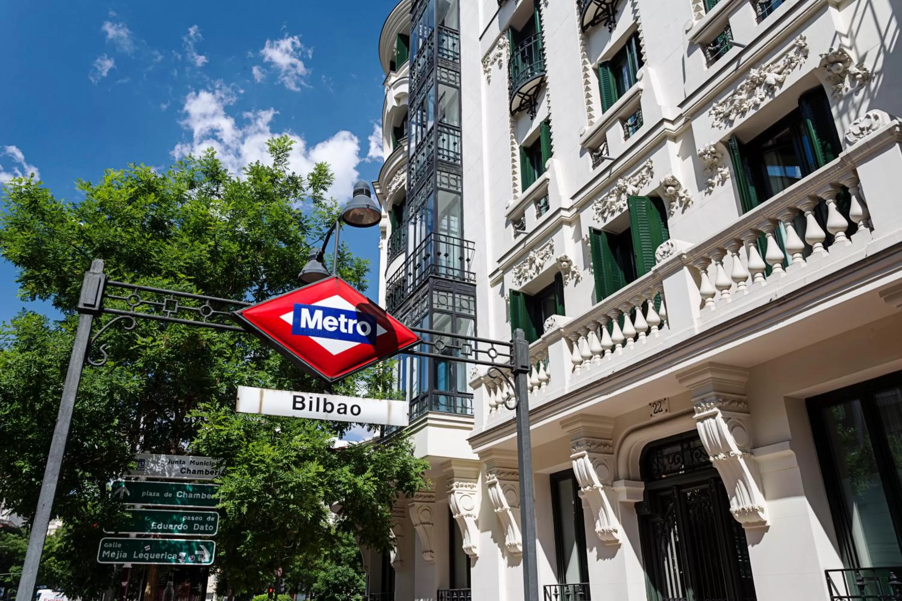 Nearby landmark in One Shot Luchana