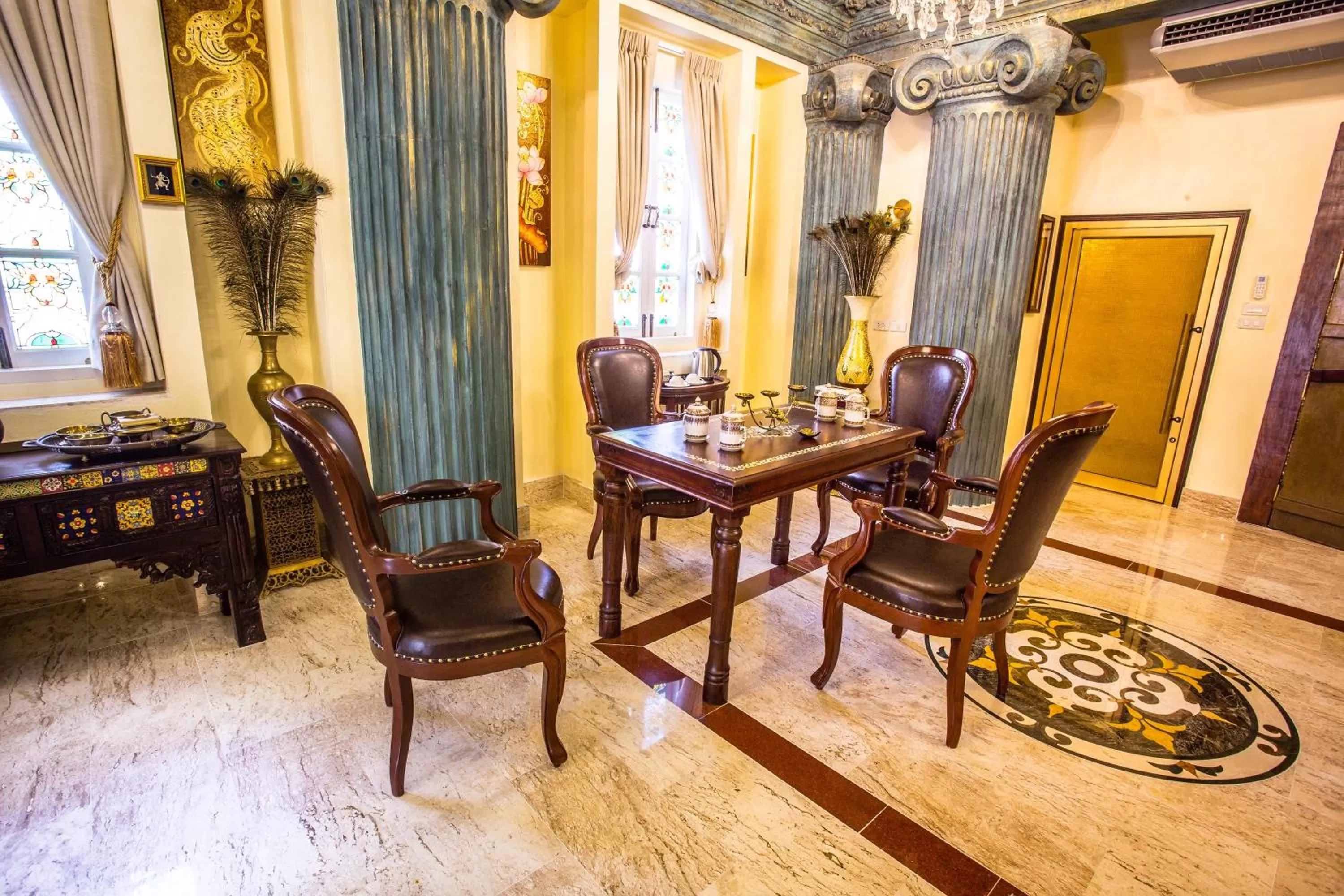 Dining area in Pingdoi Hualin Boutique Hotel