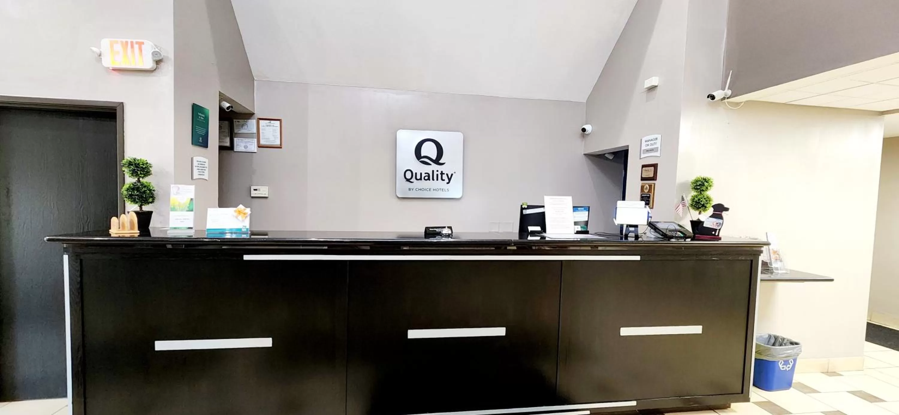 Lobby or reception in Quality Inn Brunswick Cleveland South