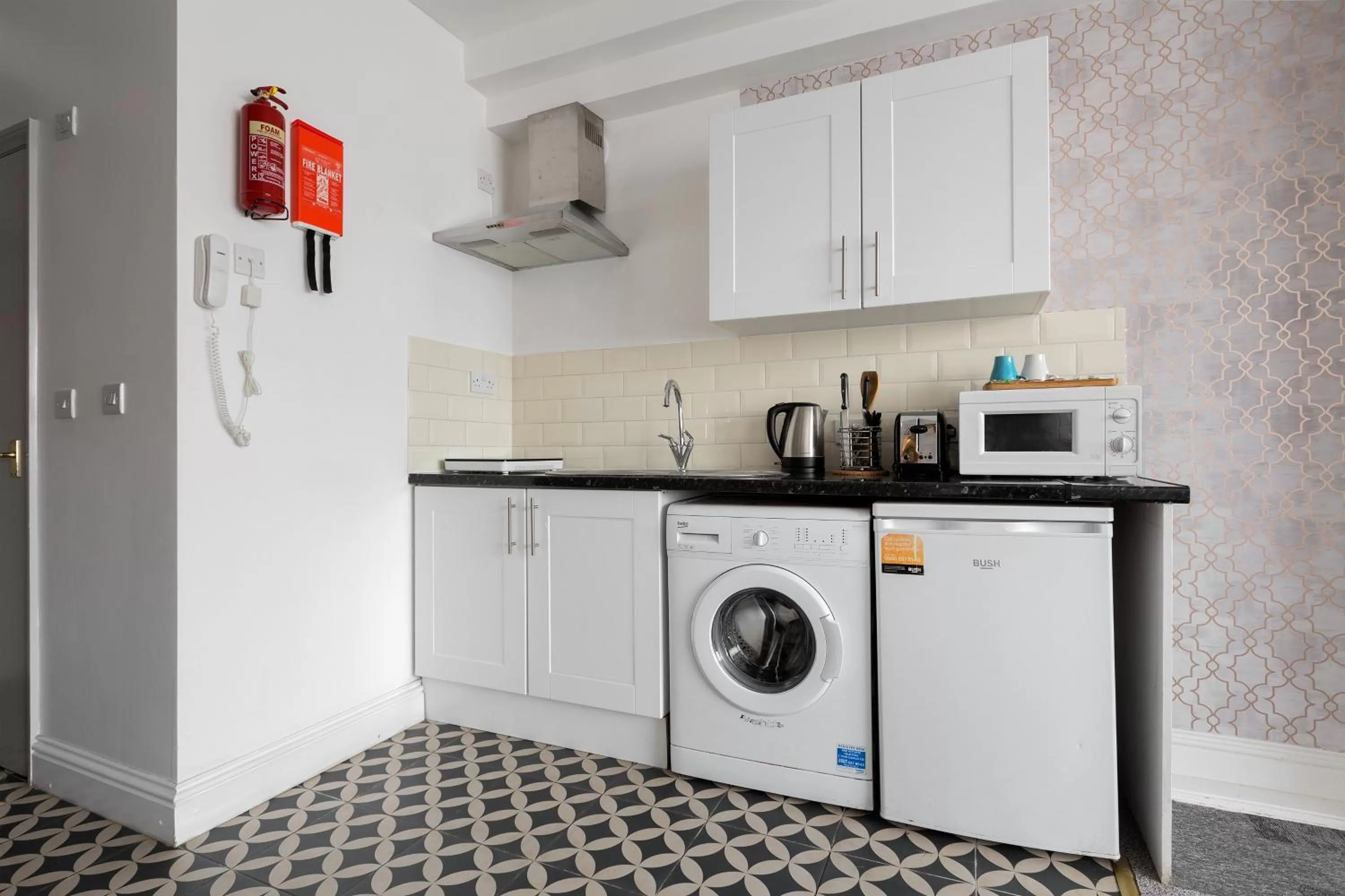Kitchen or kitchenette in Central Hoxton Shoreditch