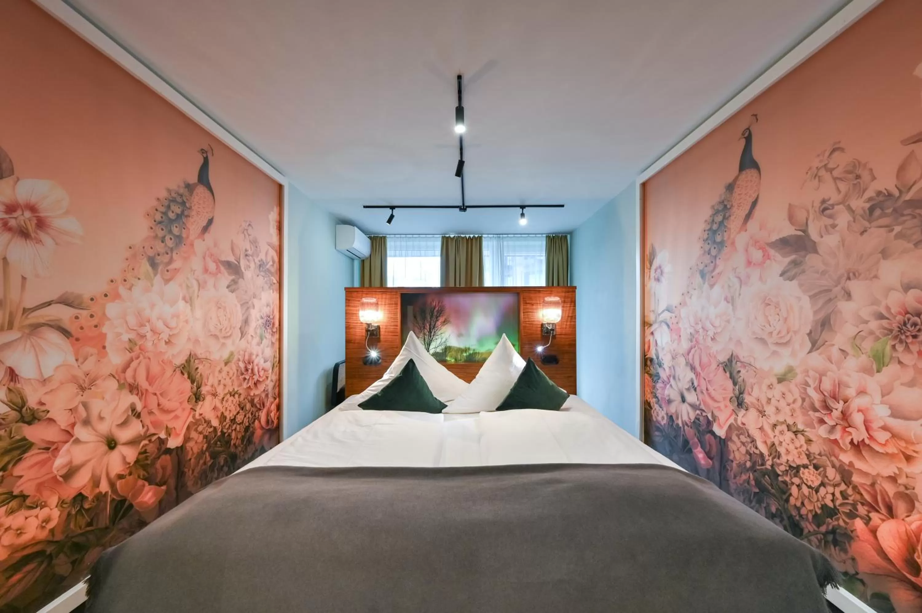 Photo of the whole room, Bed in Hotel Sonne