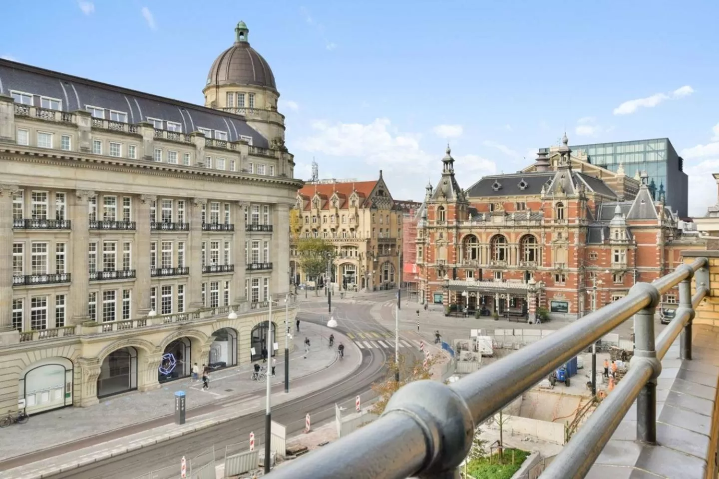 Property building in Modern Hideout Ace Location