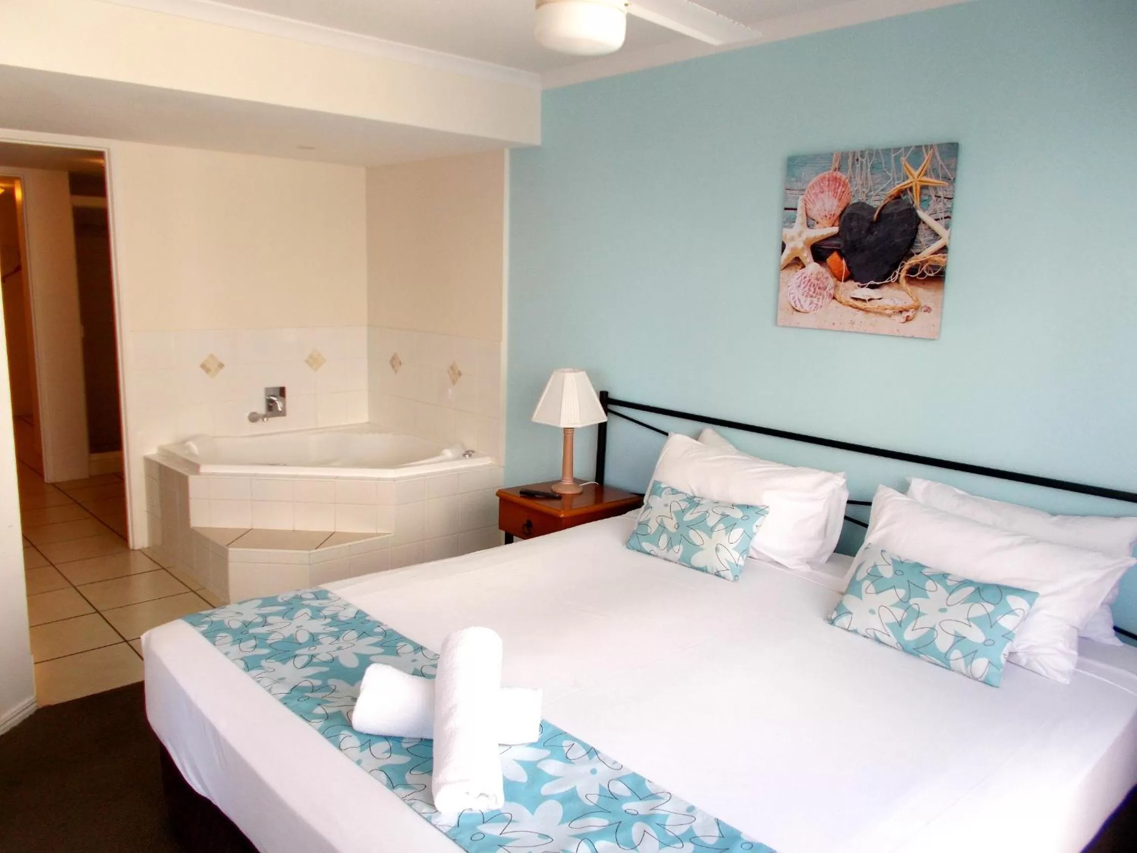 Bed in Bargara Blue Resort