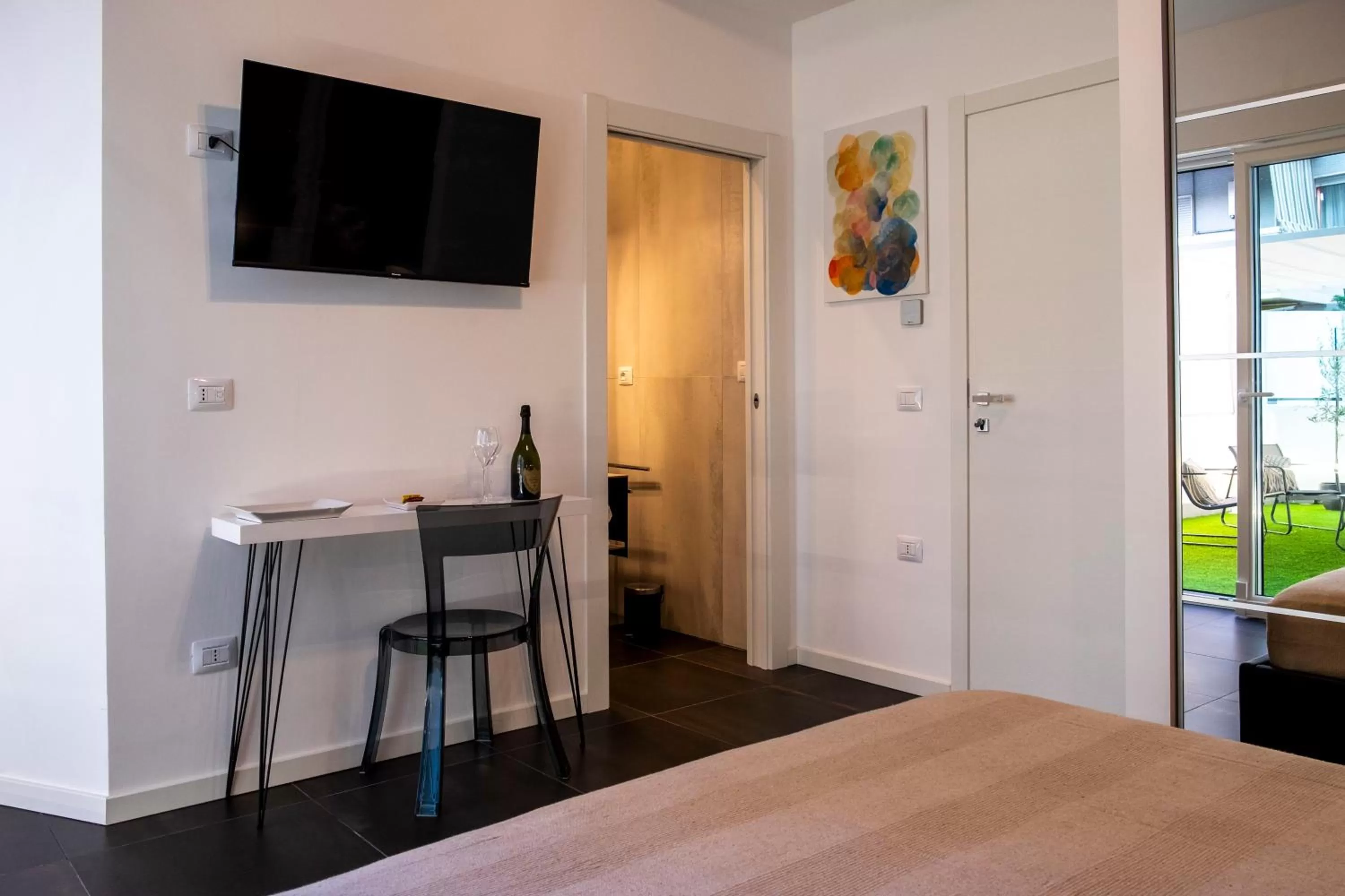 TV and multimedia, Bed in Enjoy Living