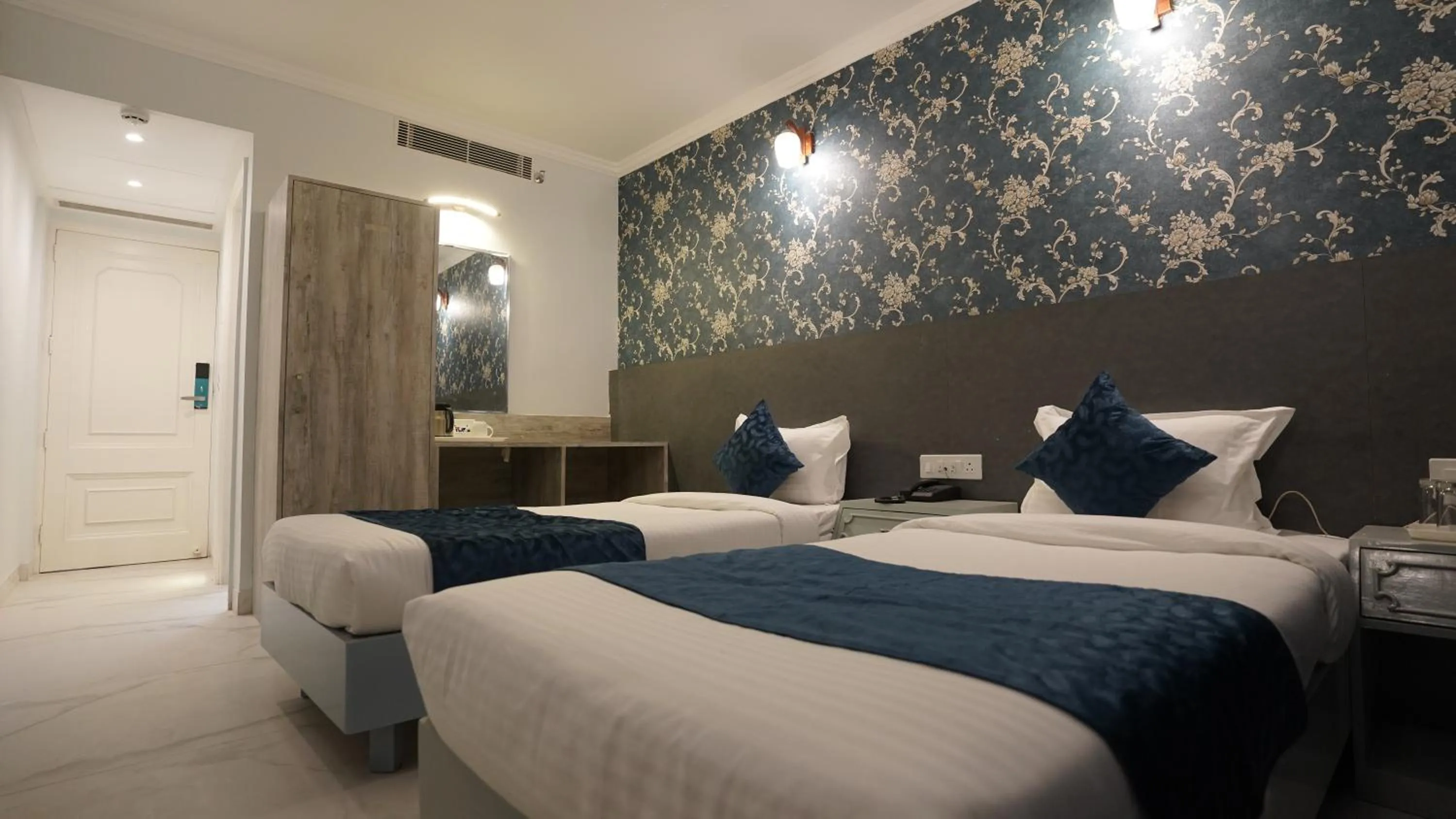 Bedroom, Bed in The Shanti A Boutique Hotel