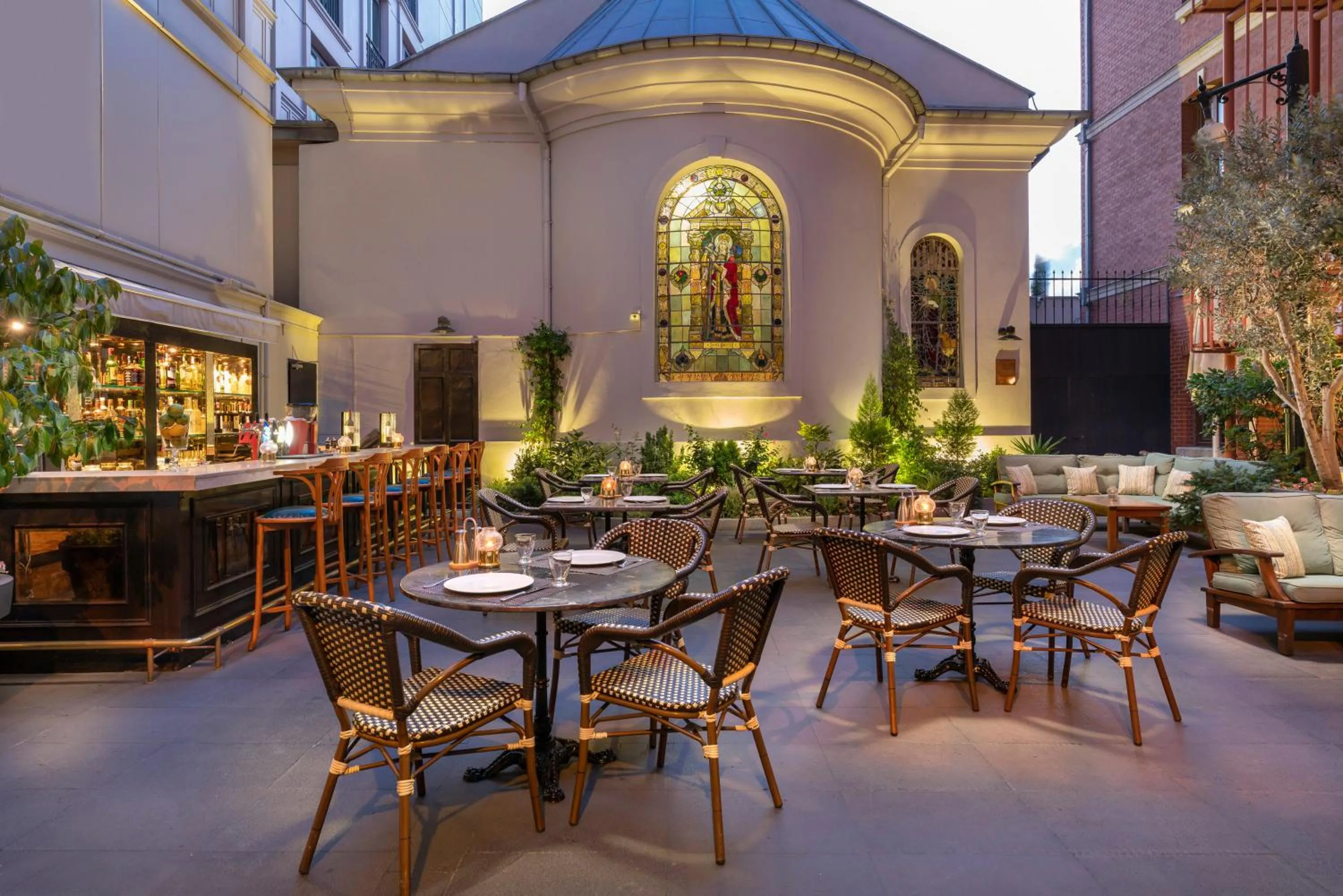 Restaurant/places to eat in Rixos Pera Istanbul