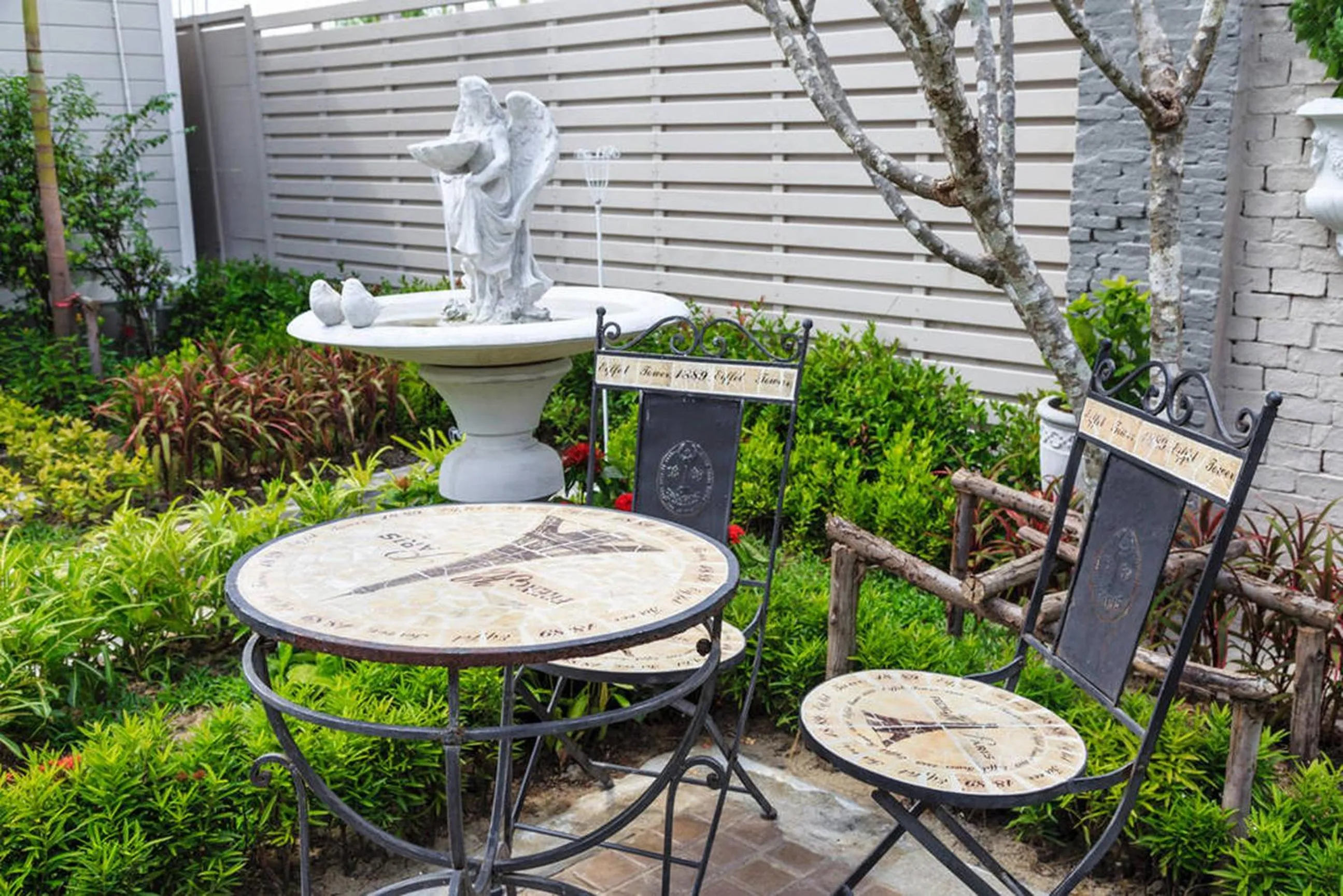 Facade/entrance in At Residence Suvarnabhumi Hotel