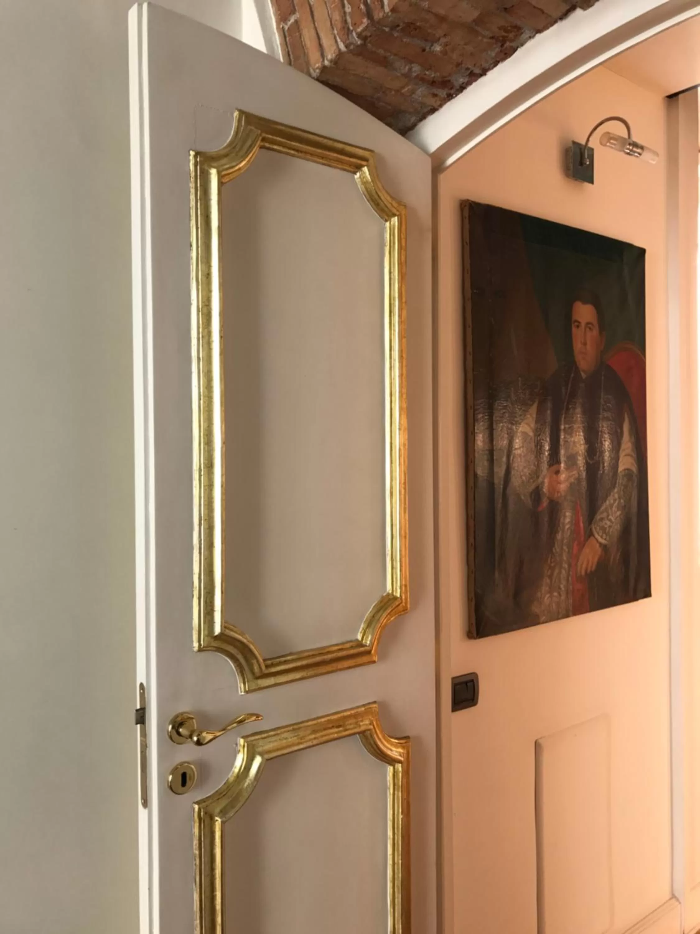 Decorative detail in B&B Palazzo Conforti