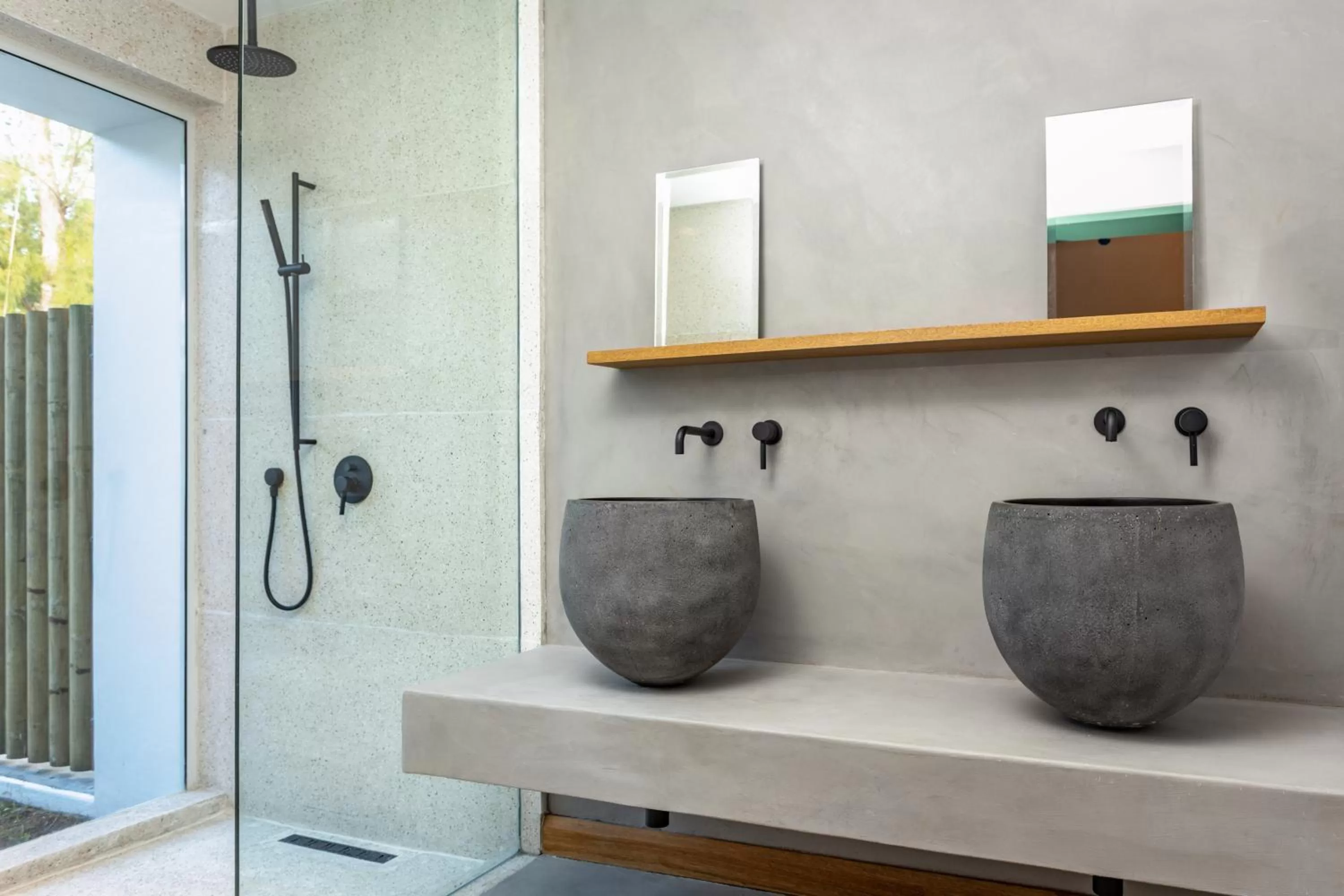 Shower in Sunrise Attitude (Adults Only)