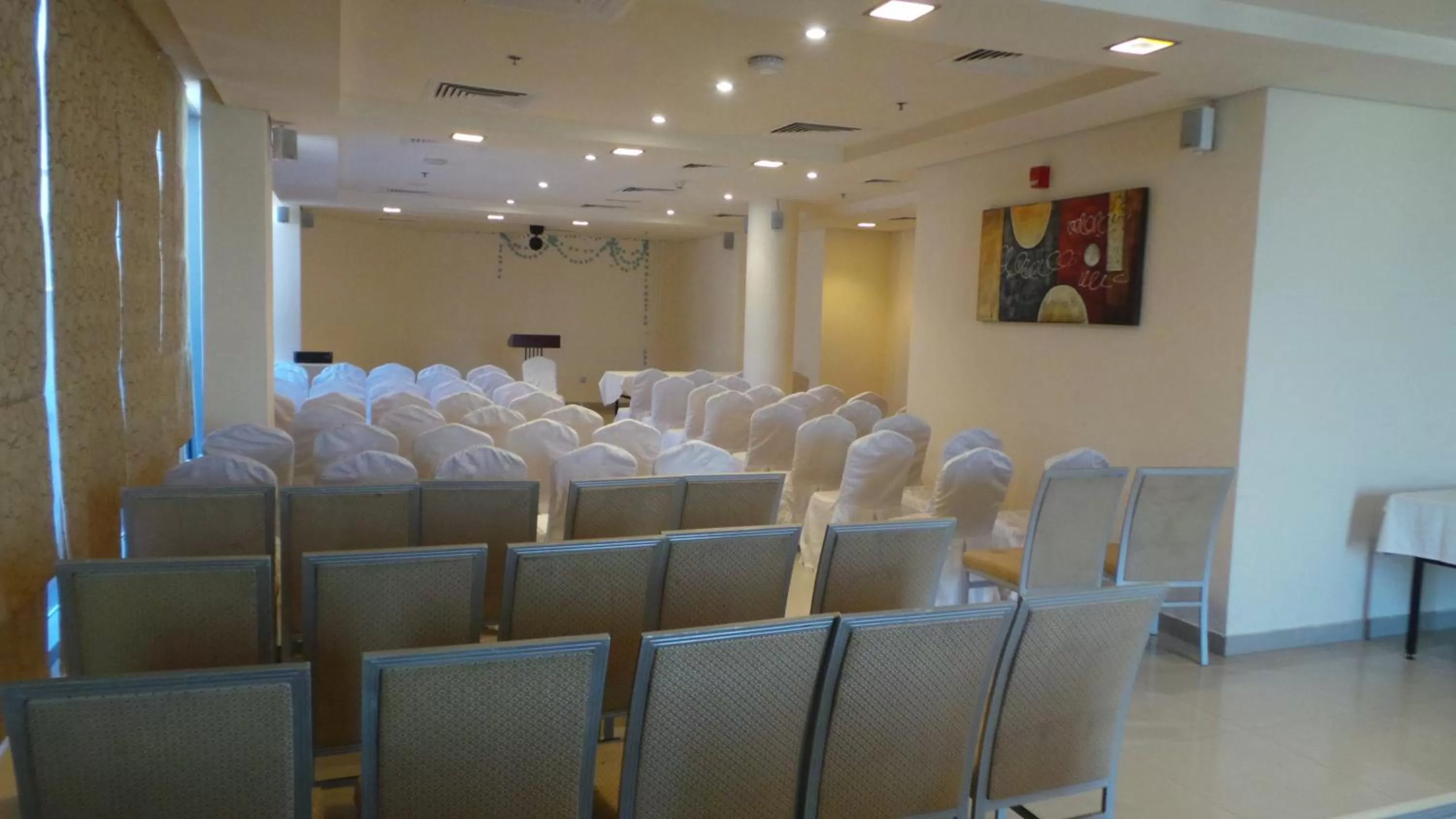 Banquet/Function facilities in Xclusive Maples Hotel Apartment