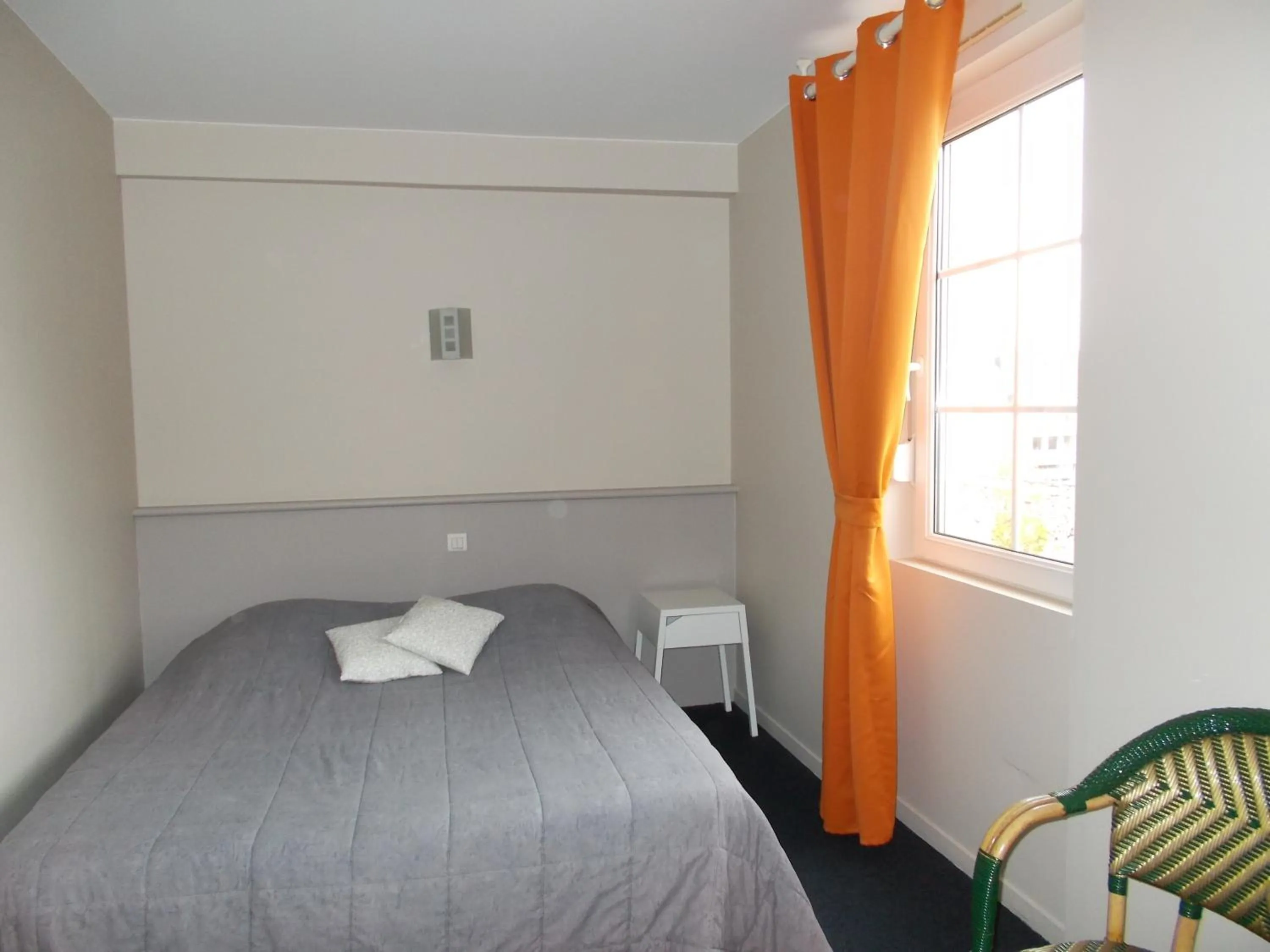 Day, Bed in Hôtel Restaurant La Belle Epoque