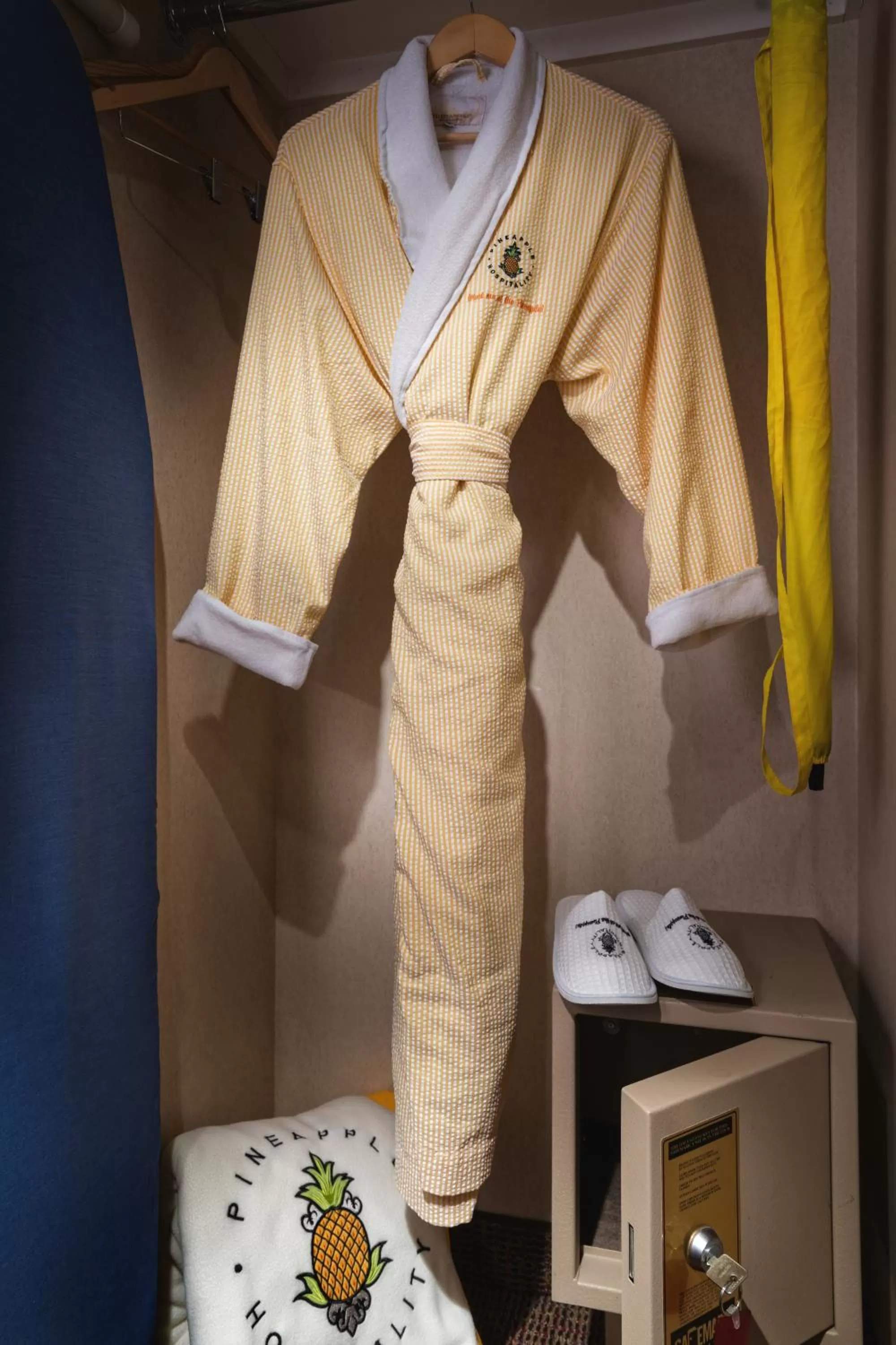 Area and facilities in Staypineapple, University Inn, University District Seattle