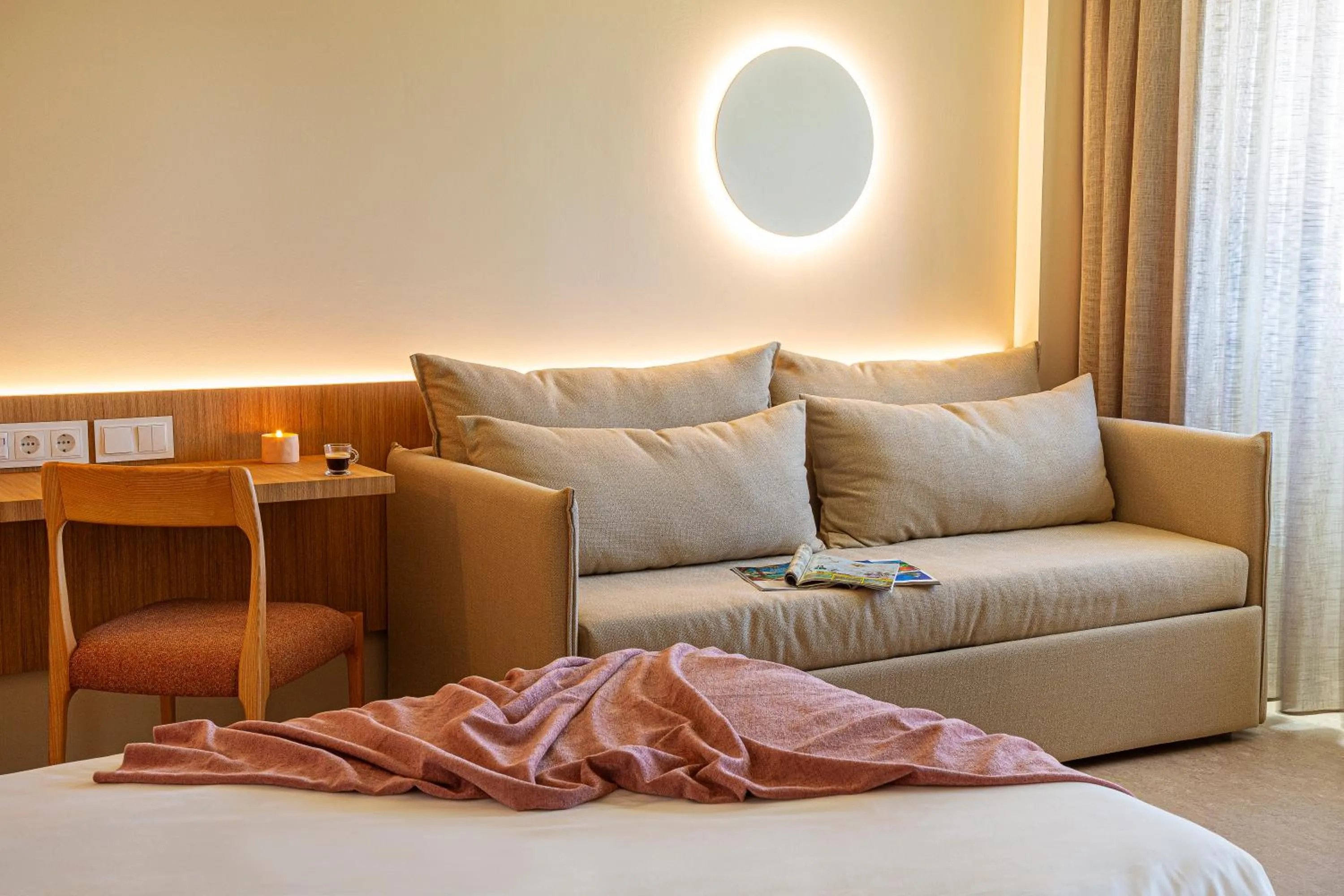 Bed in OZADI Altura Beach Resort - Eurotel Altura