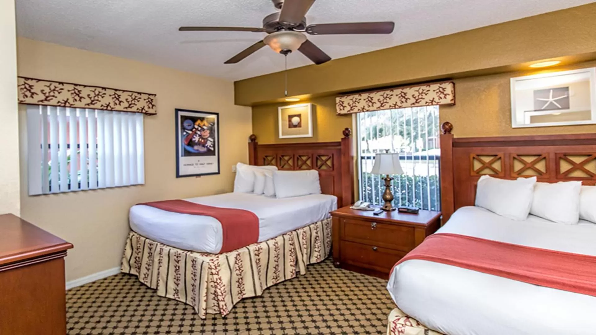 STUNNING CONDO NEAR UNIVERSAL STUDIOS