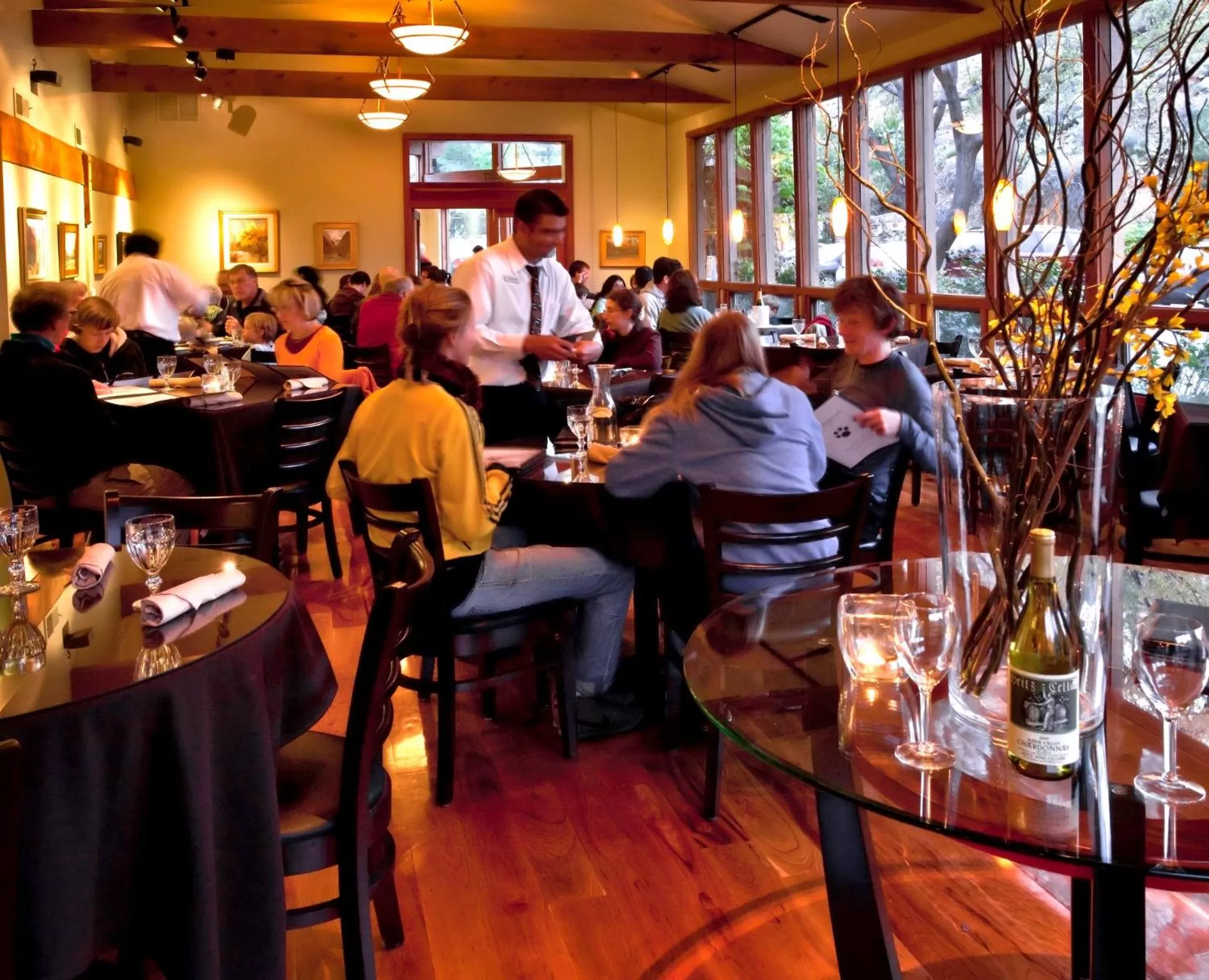 Restaurant/Places to Eat in Flanigan`s Resort and Spa