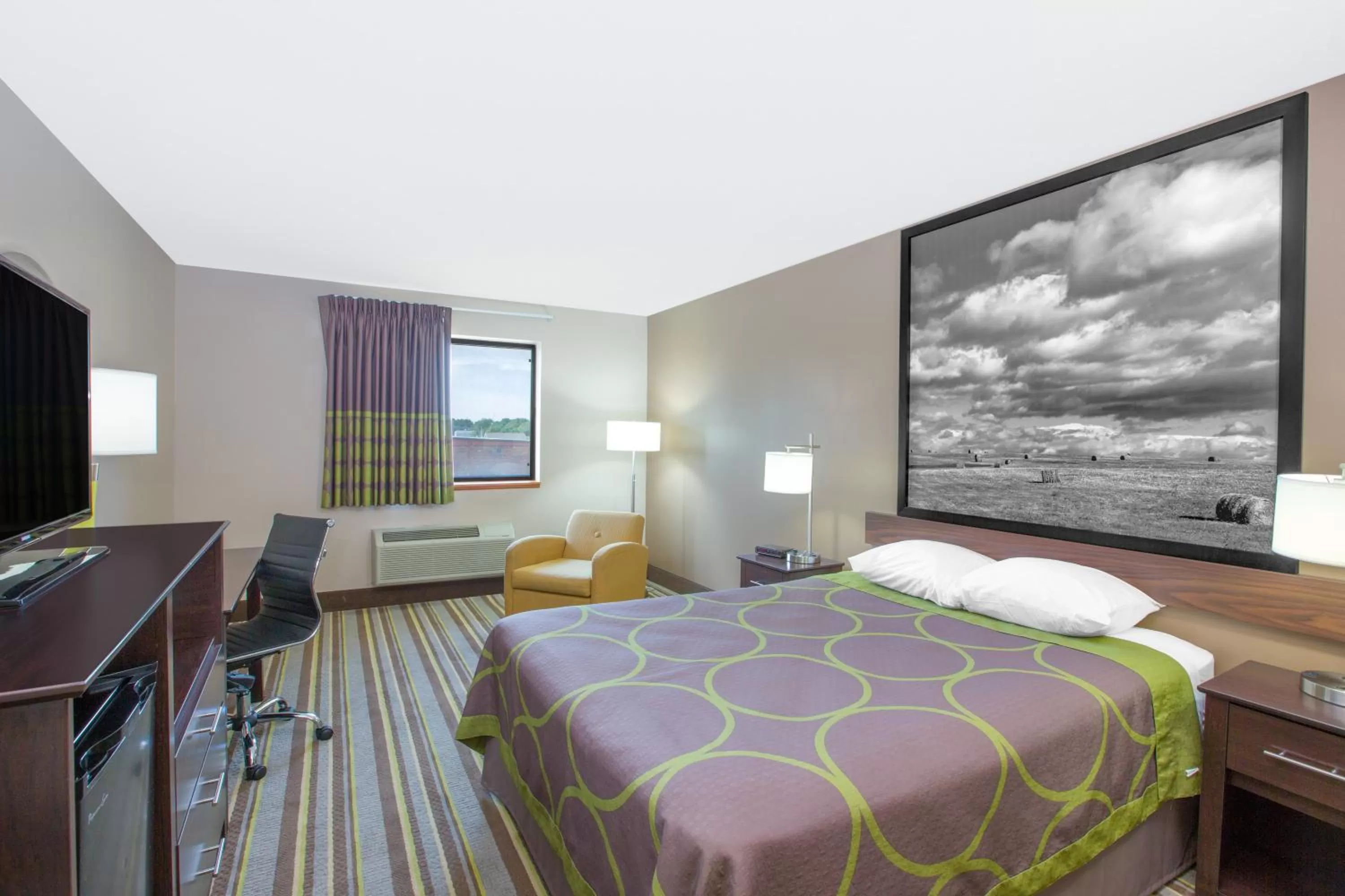 Bed in Super 8 by Wyndham Hastings