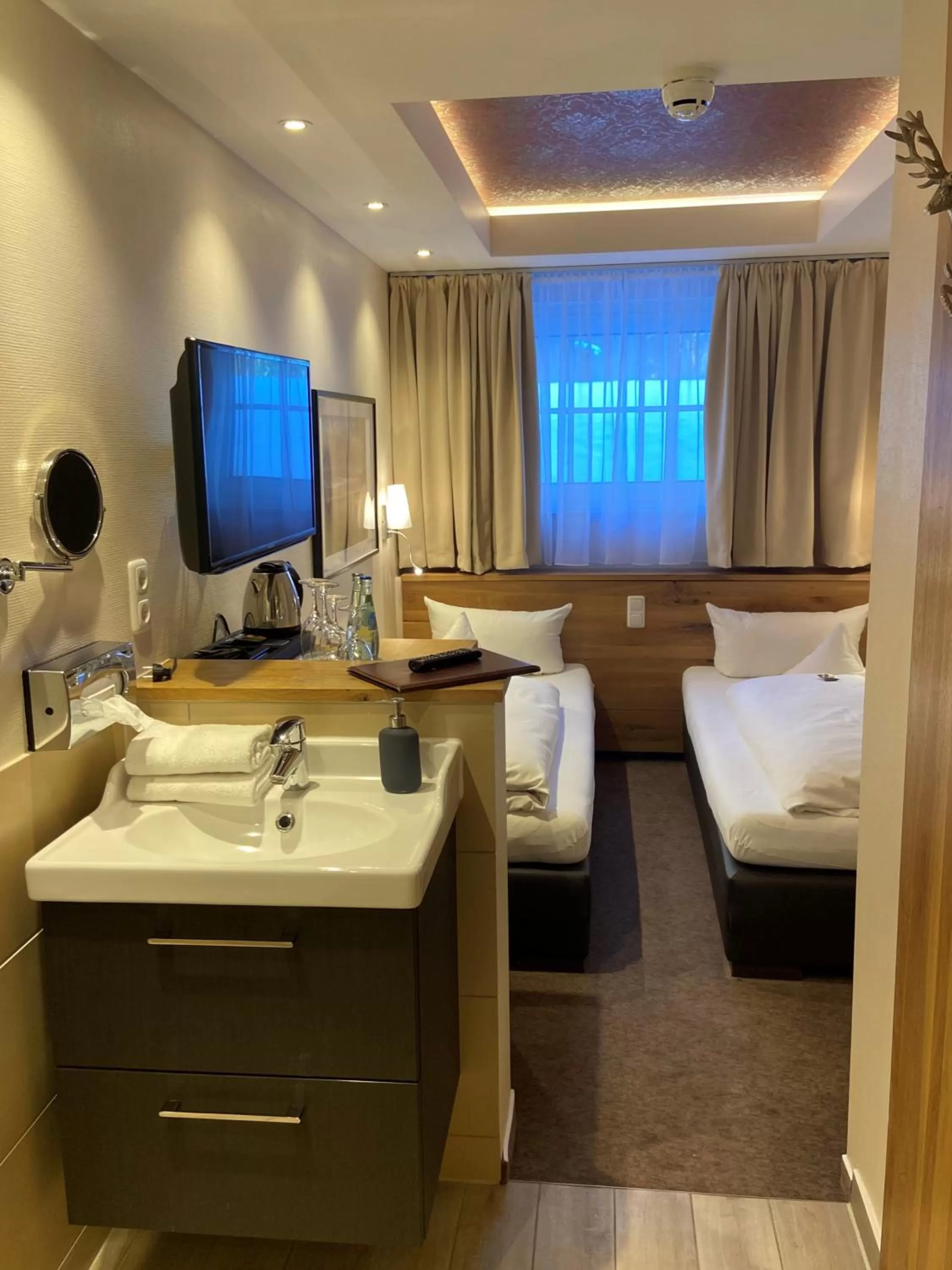 Small Double Room - single occupancy in Petersen's Landhaus