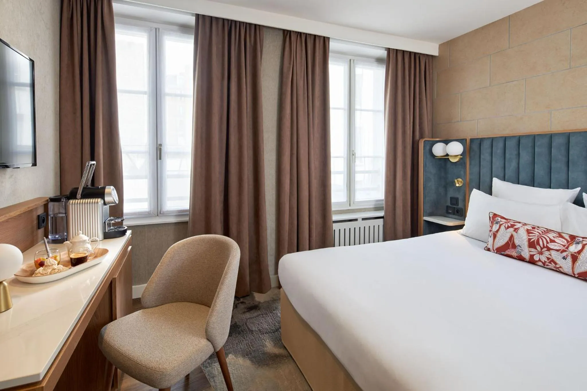 Bed in Best Western Saint-Louis - Grand Paris - Vincennes