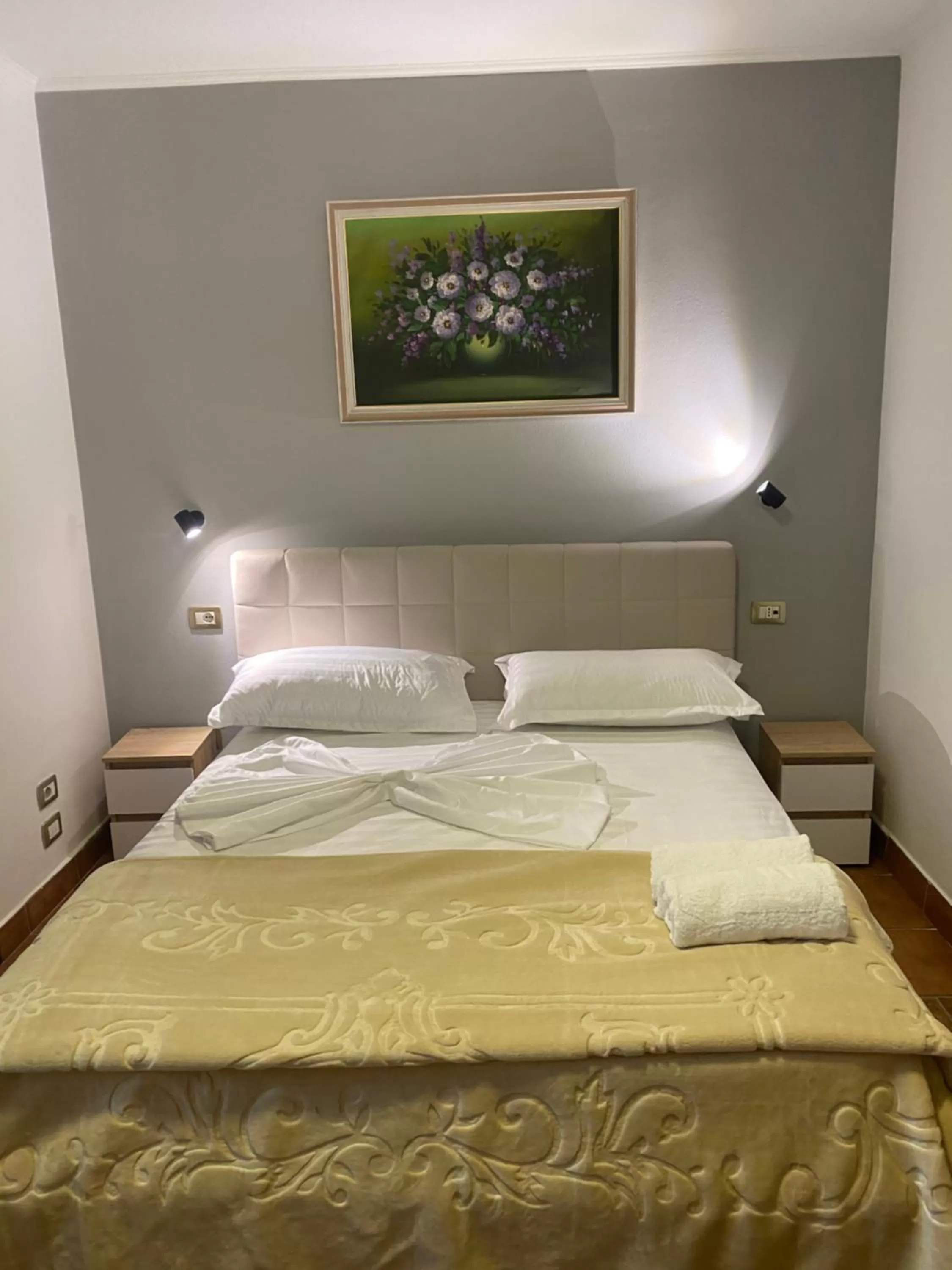 Bed in Hotel Millenium Tirana