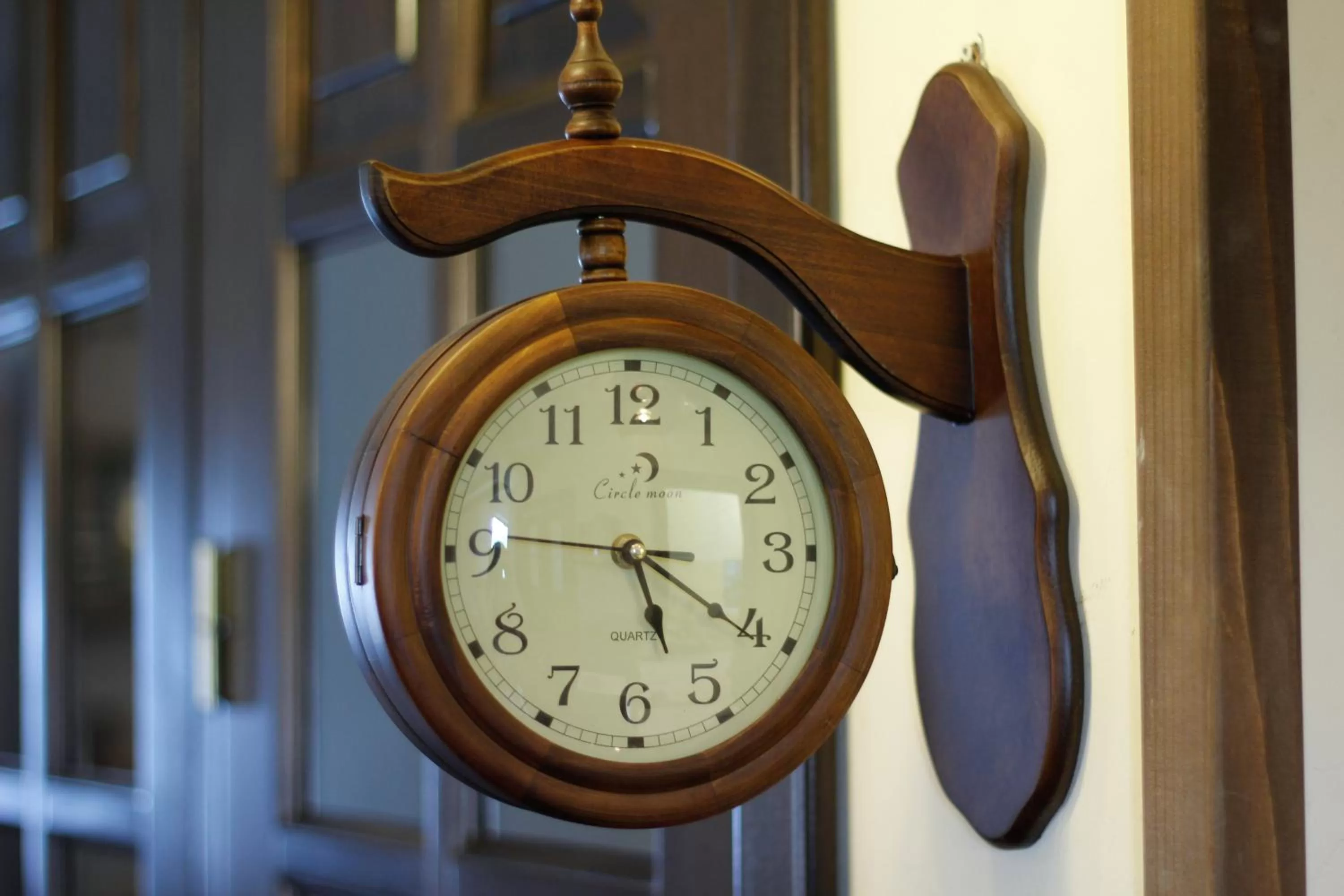 Decorative detail in Pensiunea Taverna Bucium