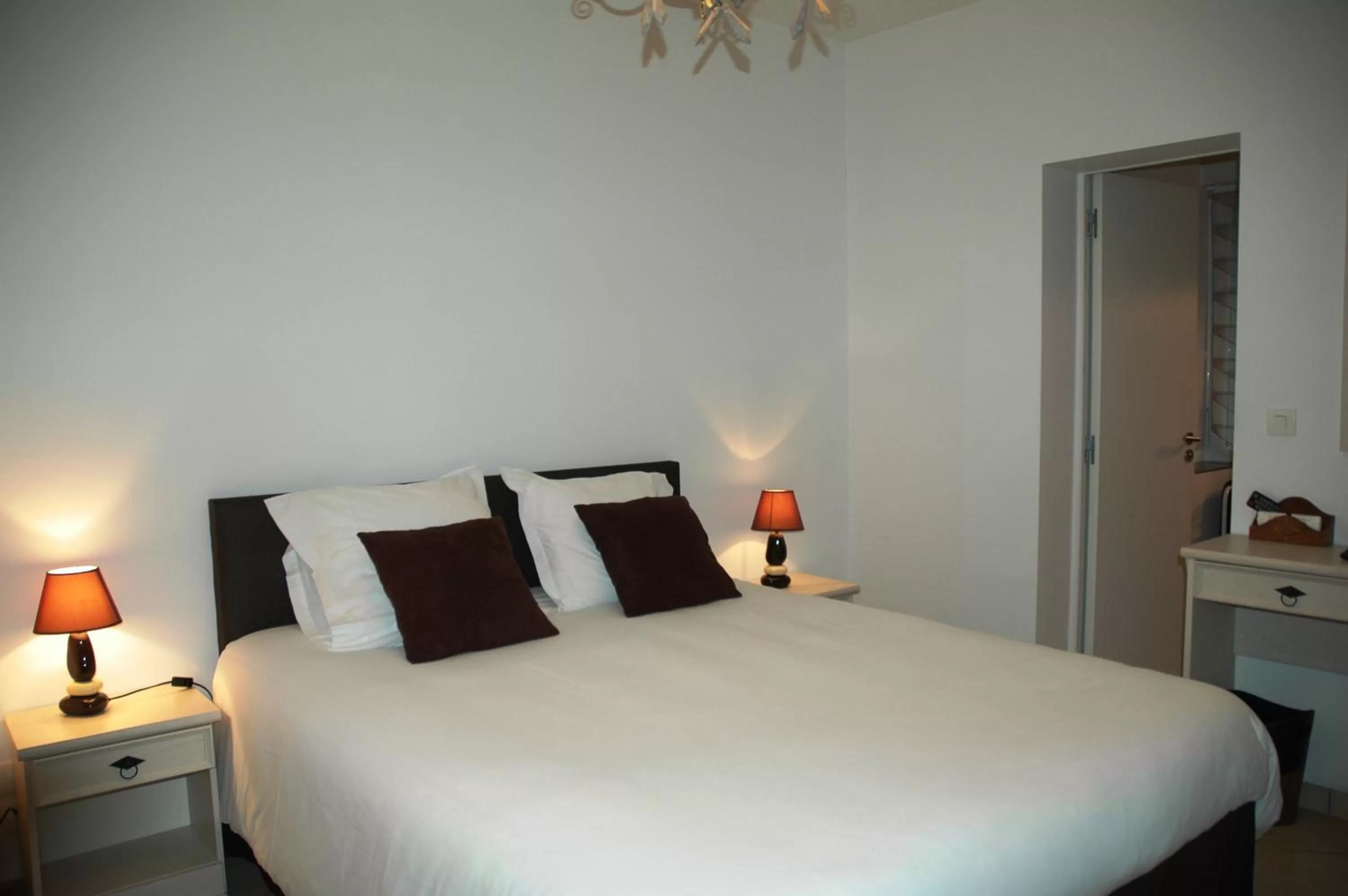 Double Room in Chambres d'hôtes des Ducs Ô Calme de Nevers