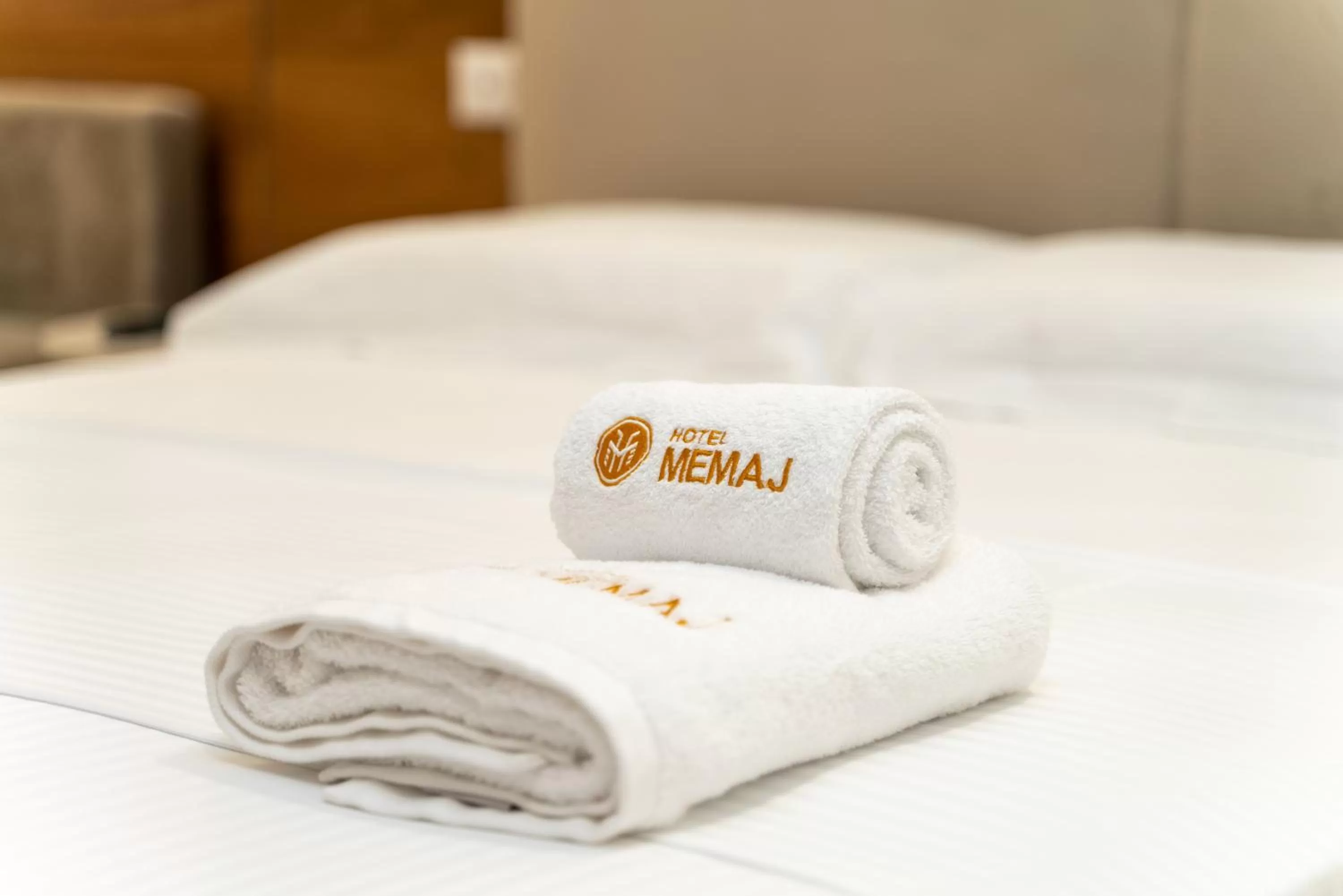 Property logo or sign, Bed in Hotel Memaj