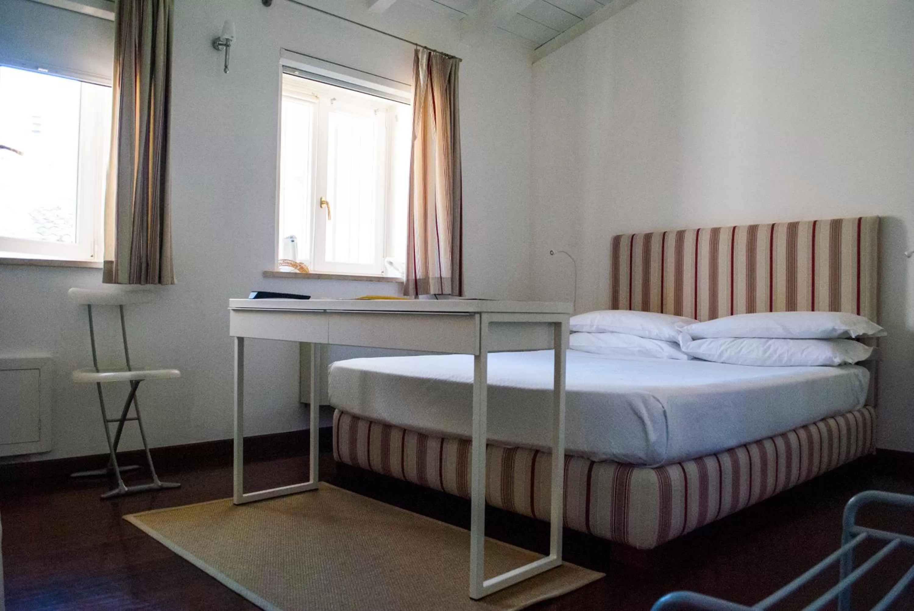 Bedroom, Bed in L'Approdo delle Sirene