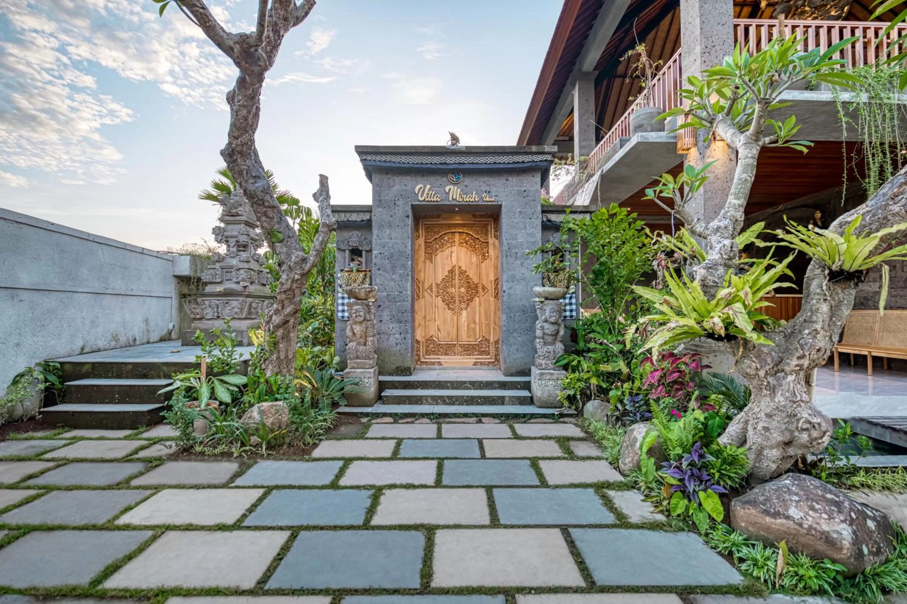 Facade/entrance in Villa Mirah Ubud