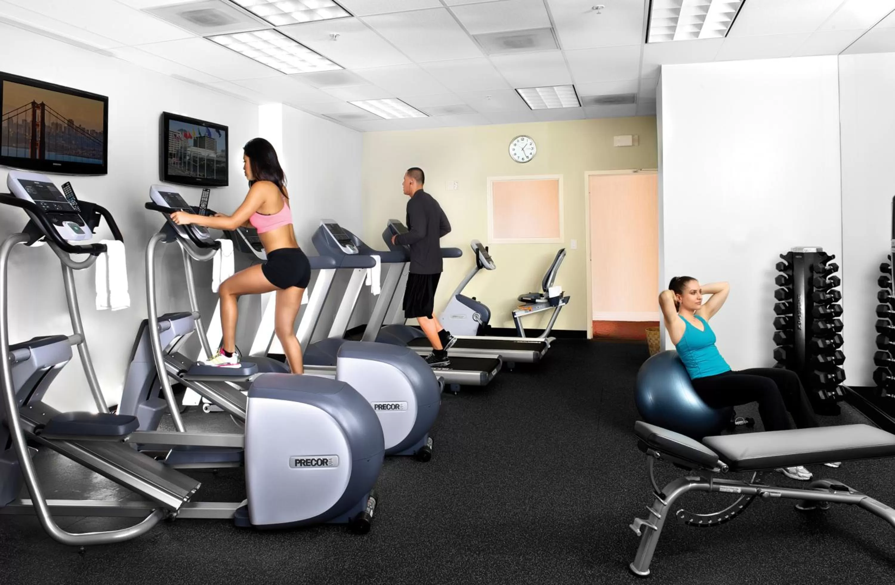 Fitness centre/facilities in Handlery Union Square Hotel
