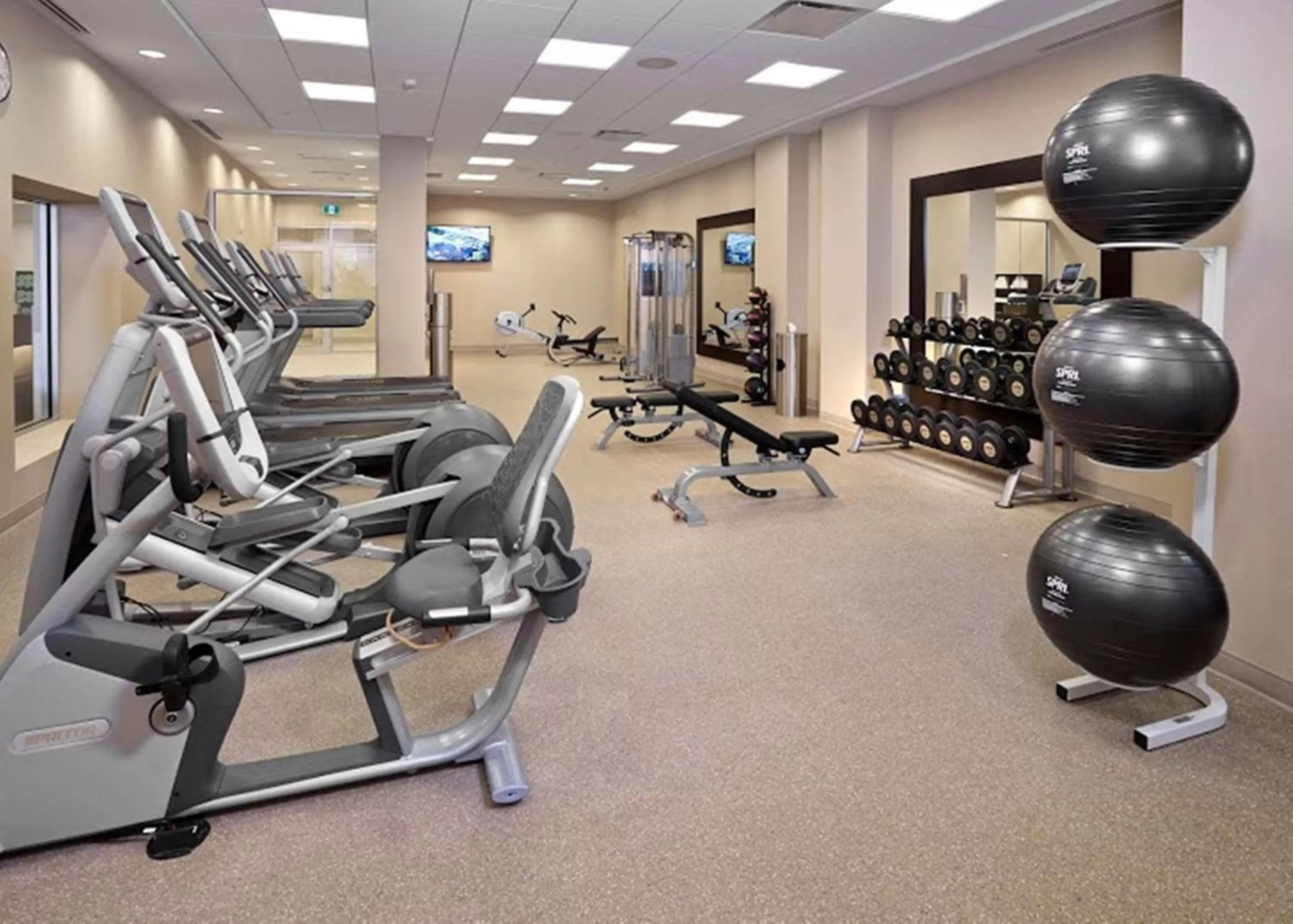 Fitness centre/facilities in Hampton Inn by Hilton Halifax Downtown
