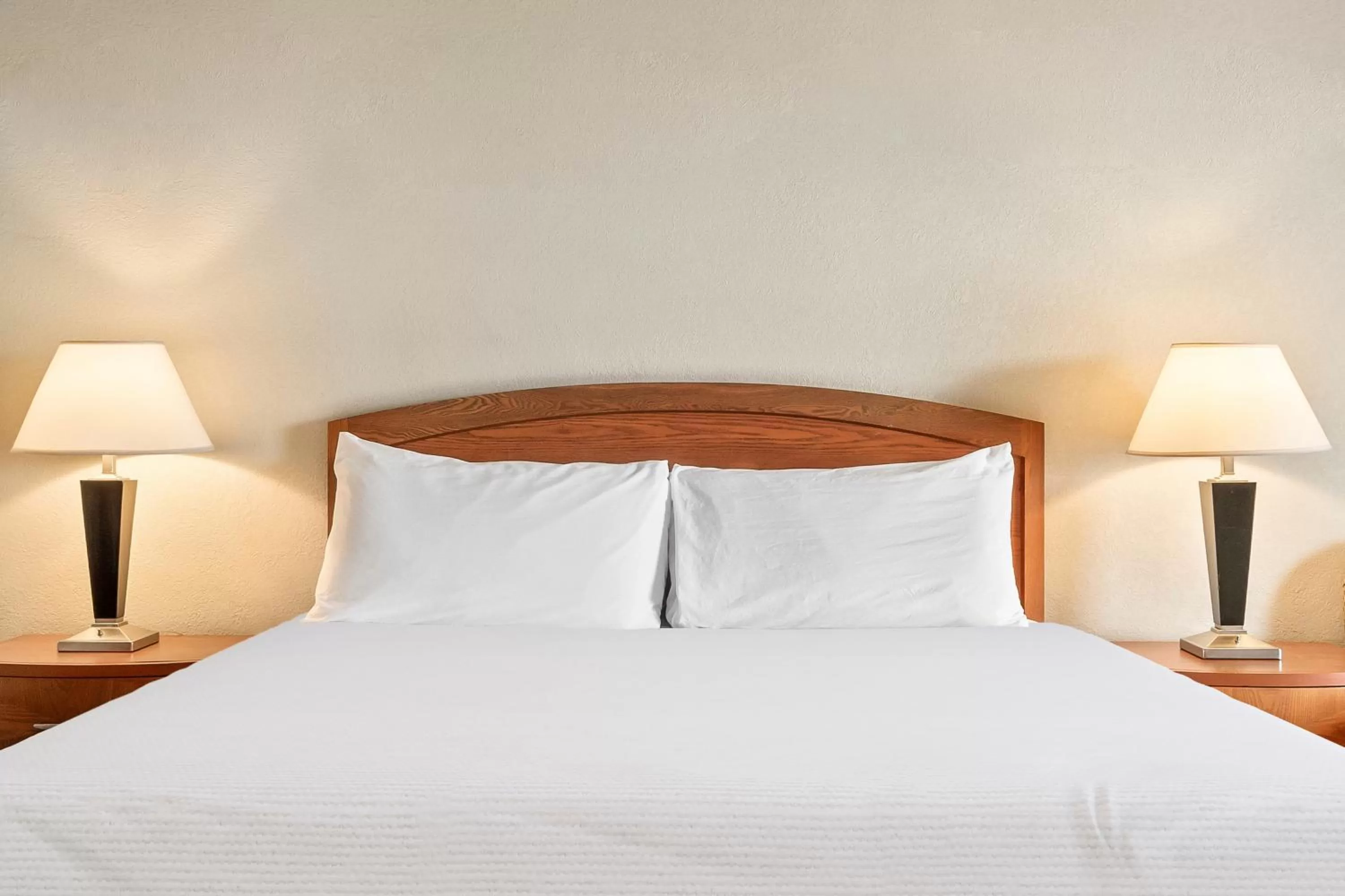 Bed in Golden Sails Hotel