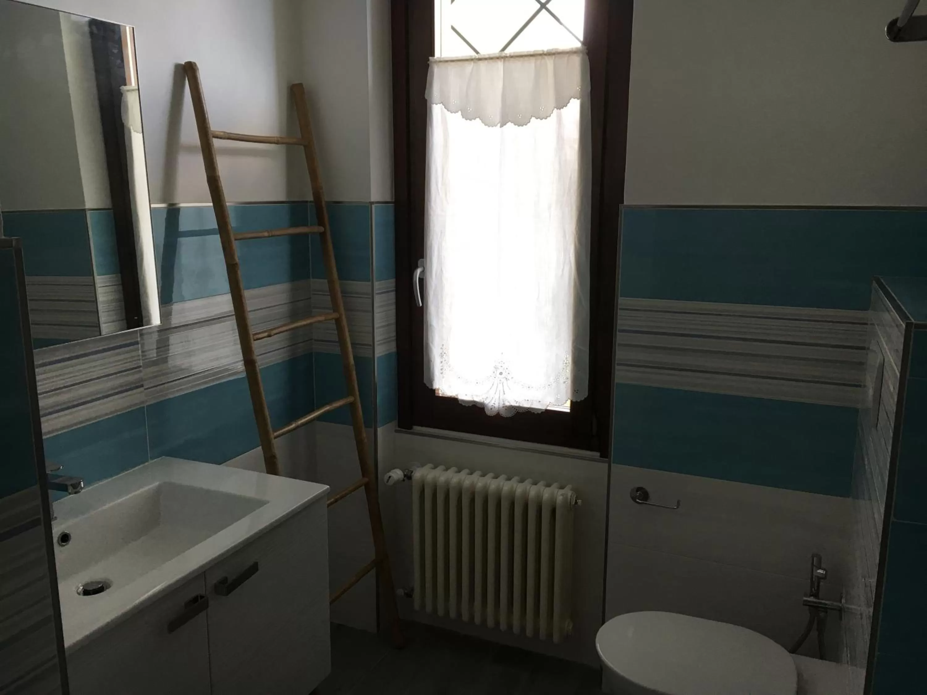 Bathroom in Elleboro