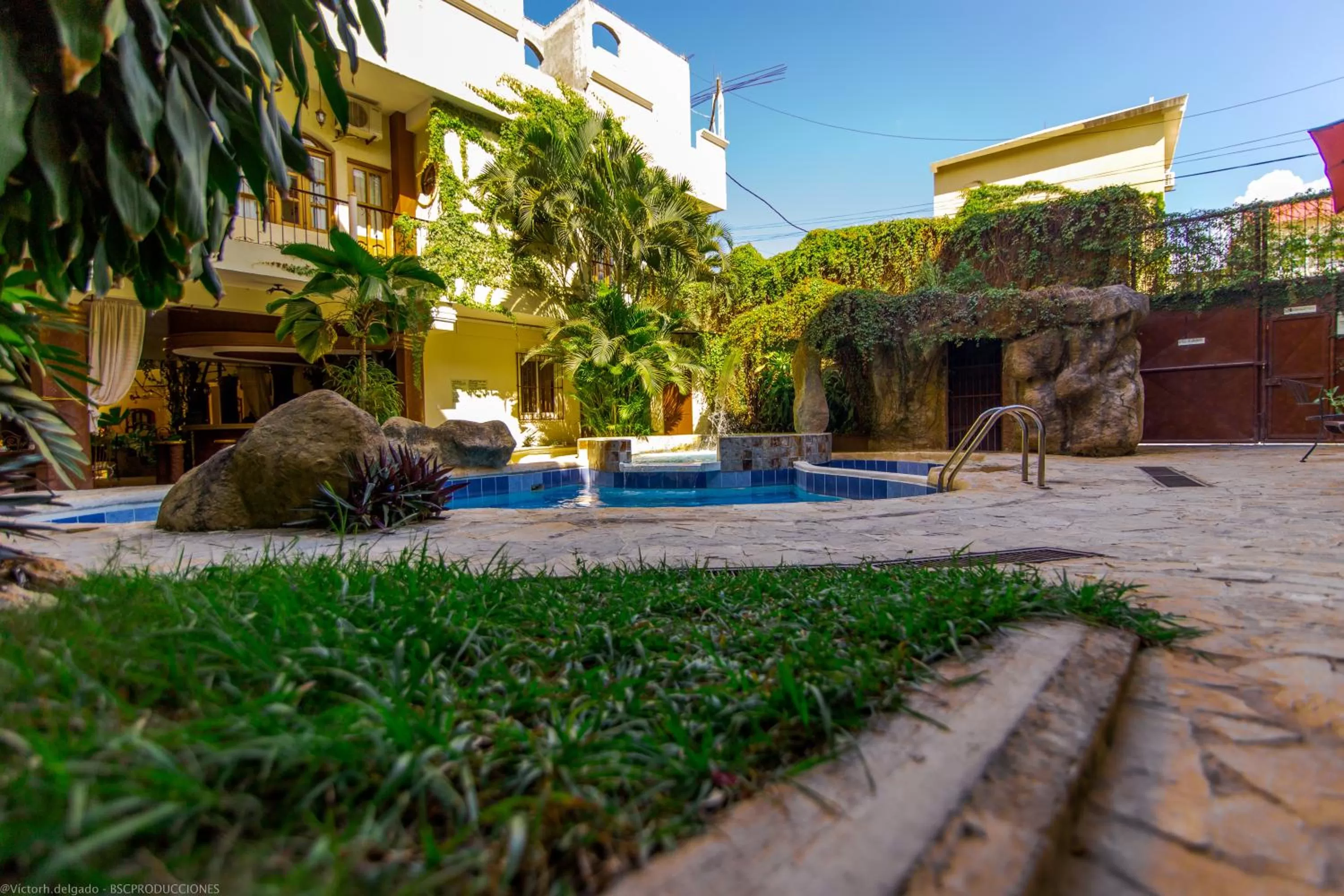Swimming pool in Hotel Quinta Maya