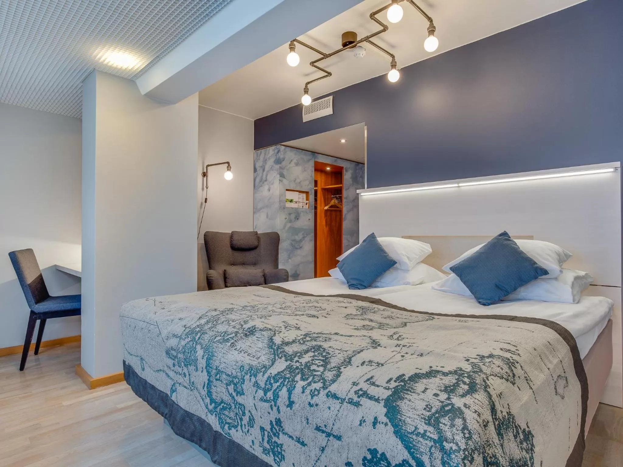 Bed in Original Sokos Hotel Vaakuna Vaasa