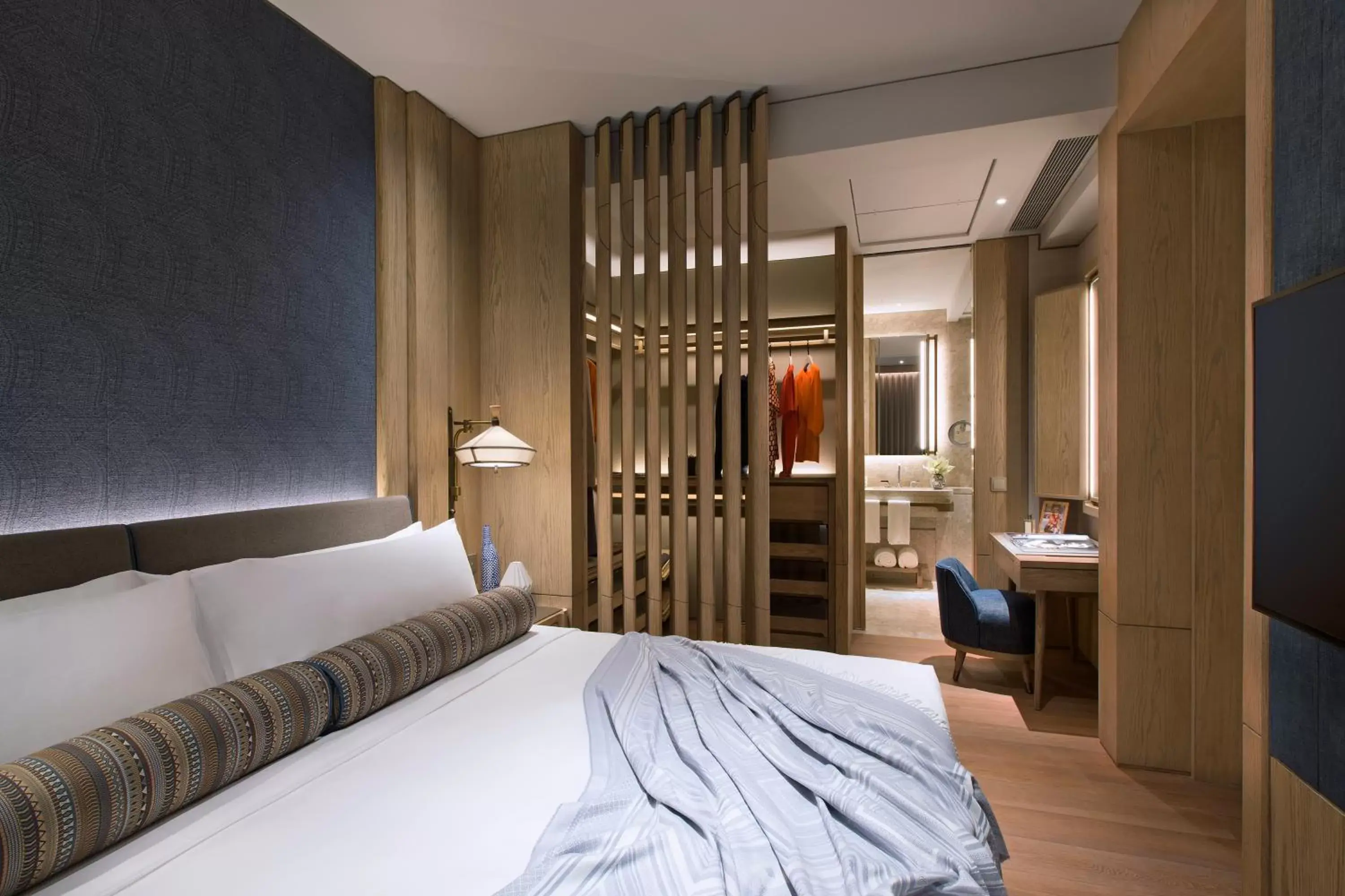 Artus Two in K11 ARTUS Artus Two in K11 ARTUS