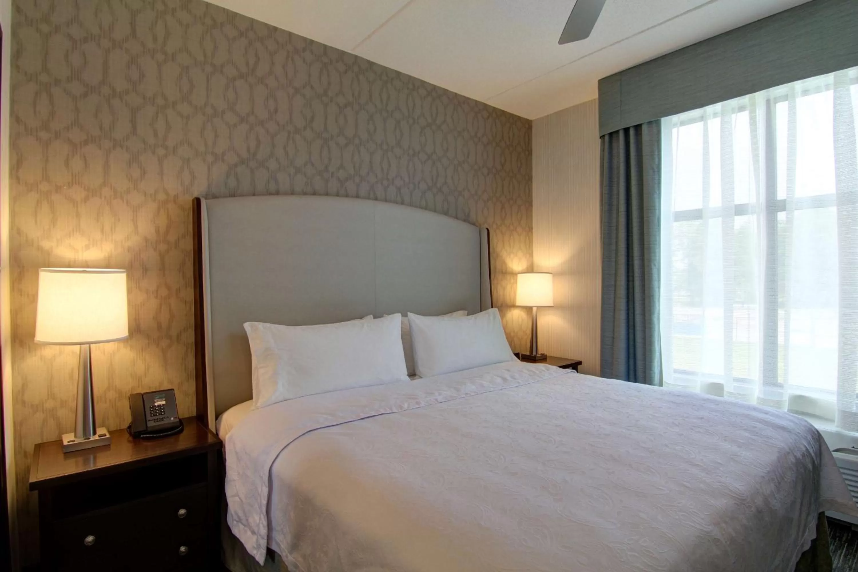 Bed in Homewood Suites By Hilton Clifton Park