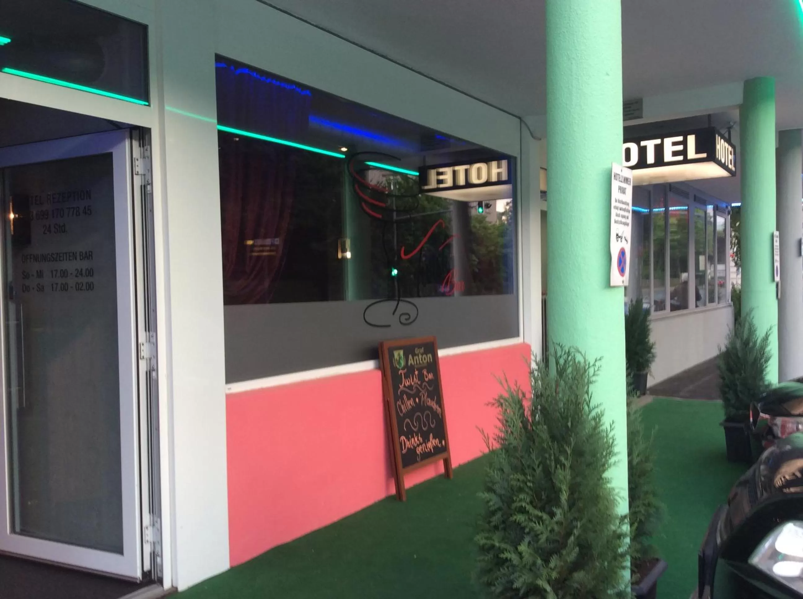 Facade/entrance in Hotel am Bahnhof