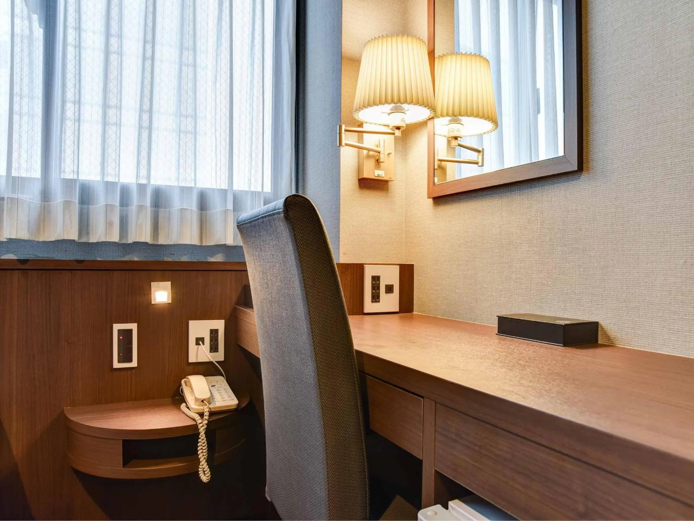 Photo of the whole room in Hotel Crane Tachibana