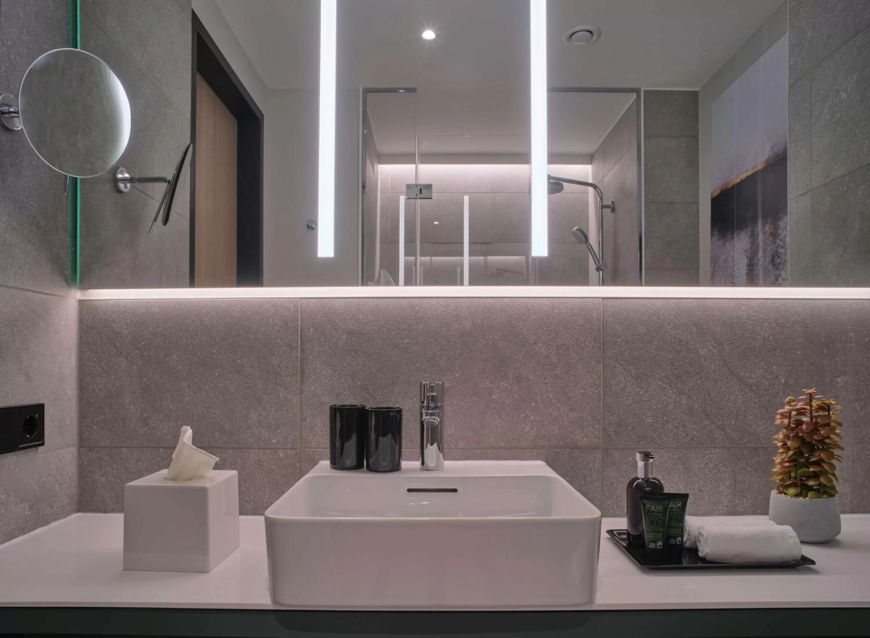 Bathroom in Adina Apartment Hotel Wiesbaden